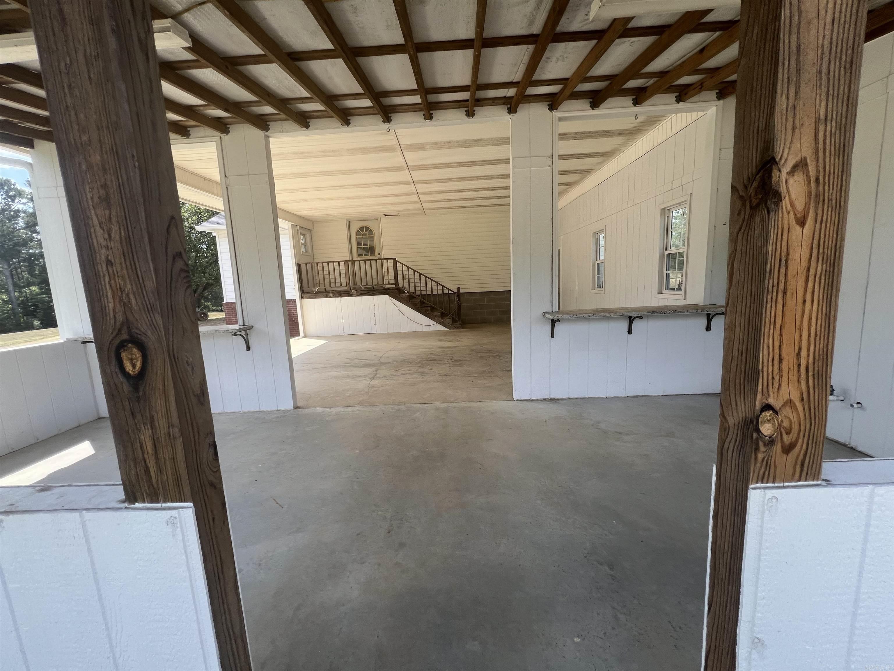 204 Bumblebee Property Photo 27