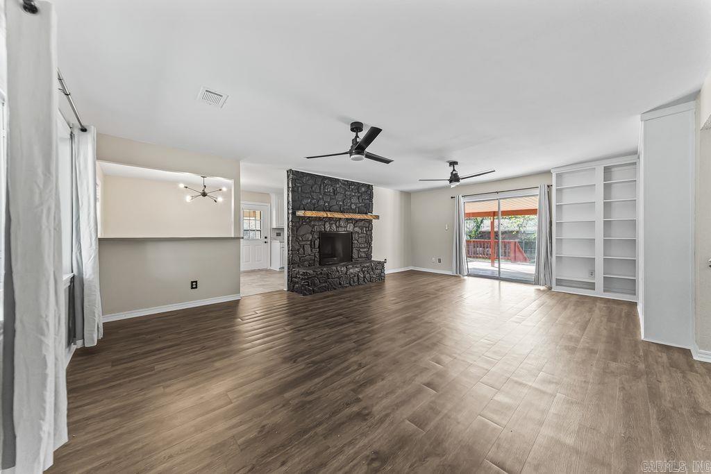 103 Longleaf Property Photo 7