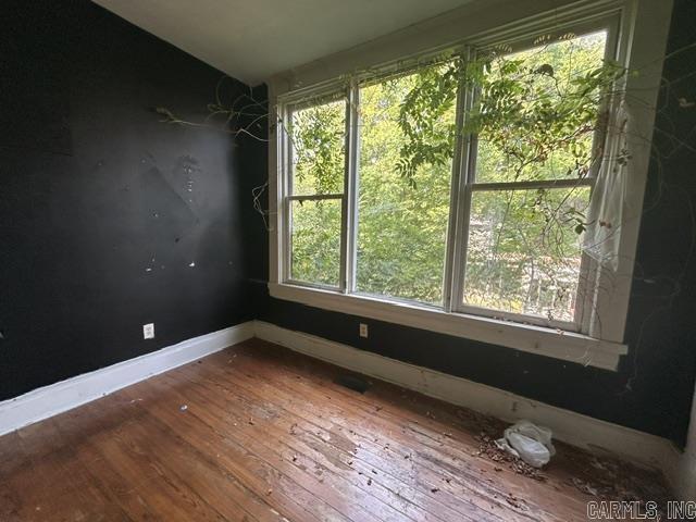 3401 W 12th Street Property Photo 7