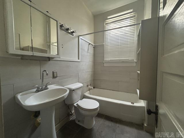 3401 W 12th Street Property Photo 14