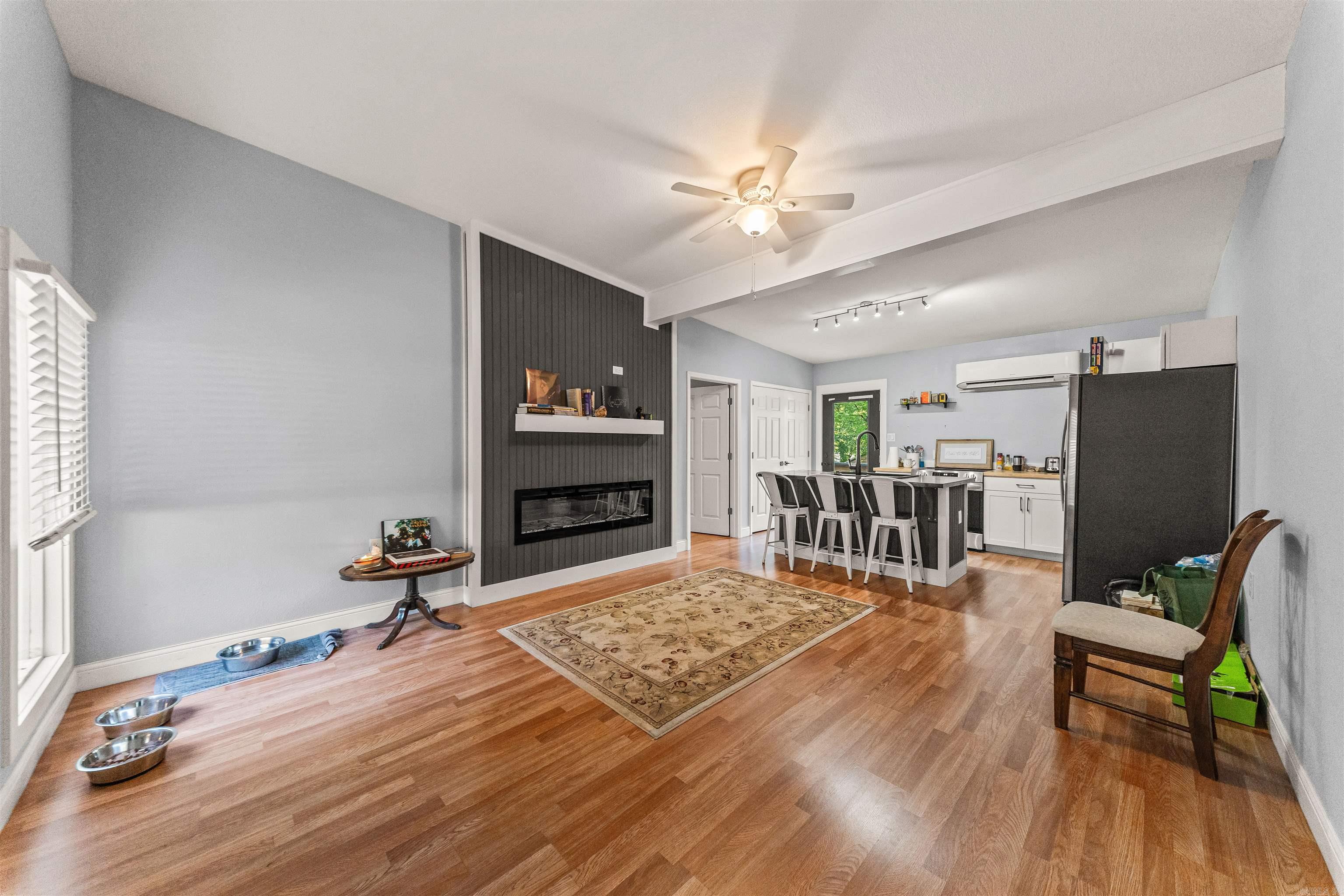 105 Mccafferty Street Property Photo 3
