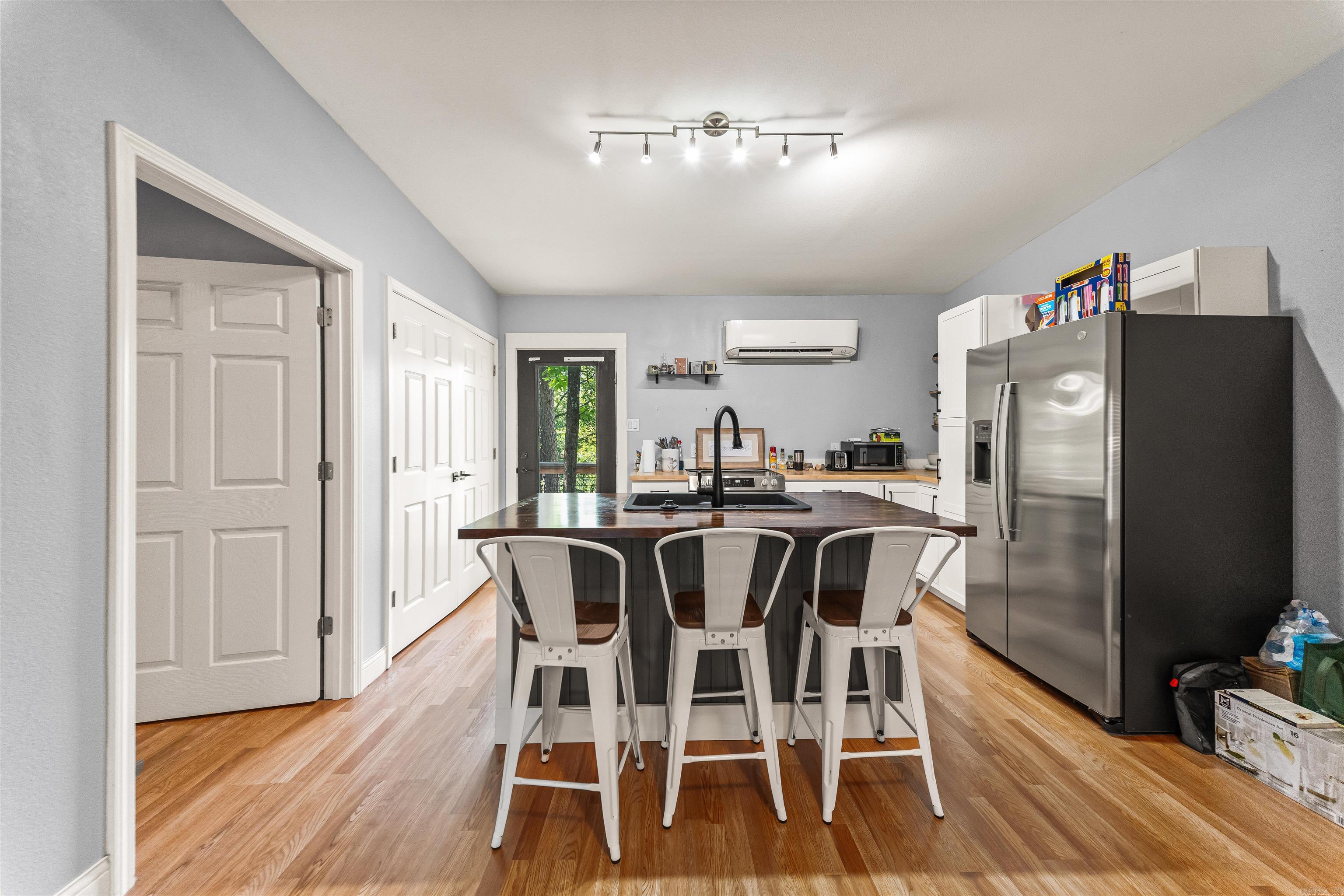 105 Mccafferty Street Property Photo 4