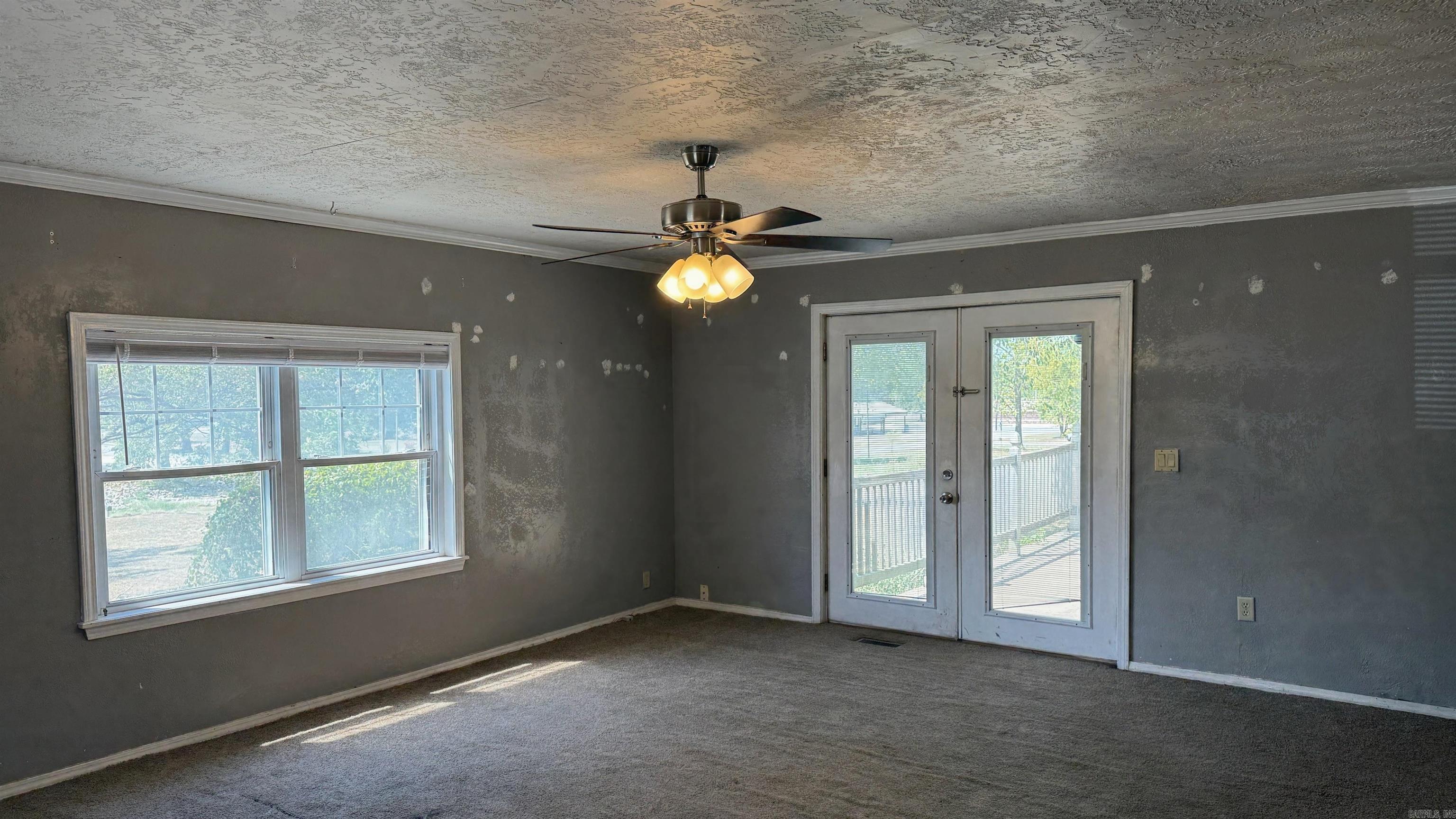 721 Cabin Creek Avenue Property Photo 3