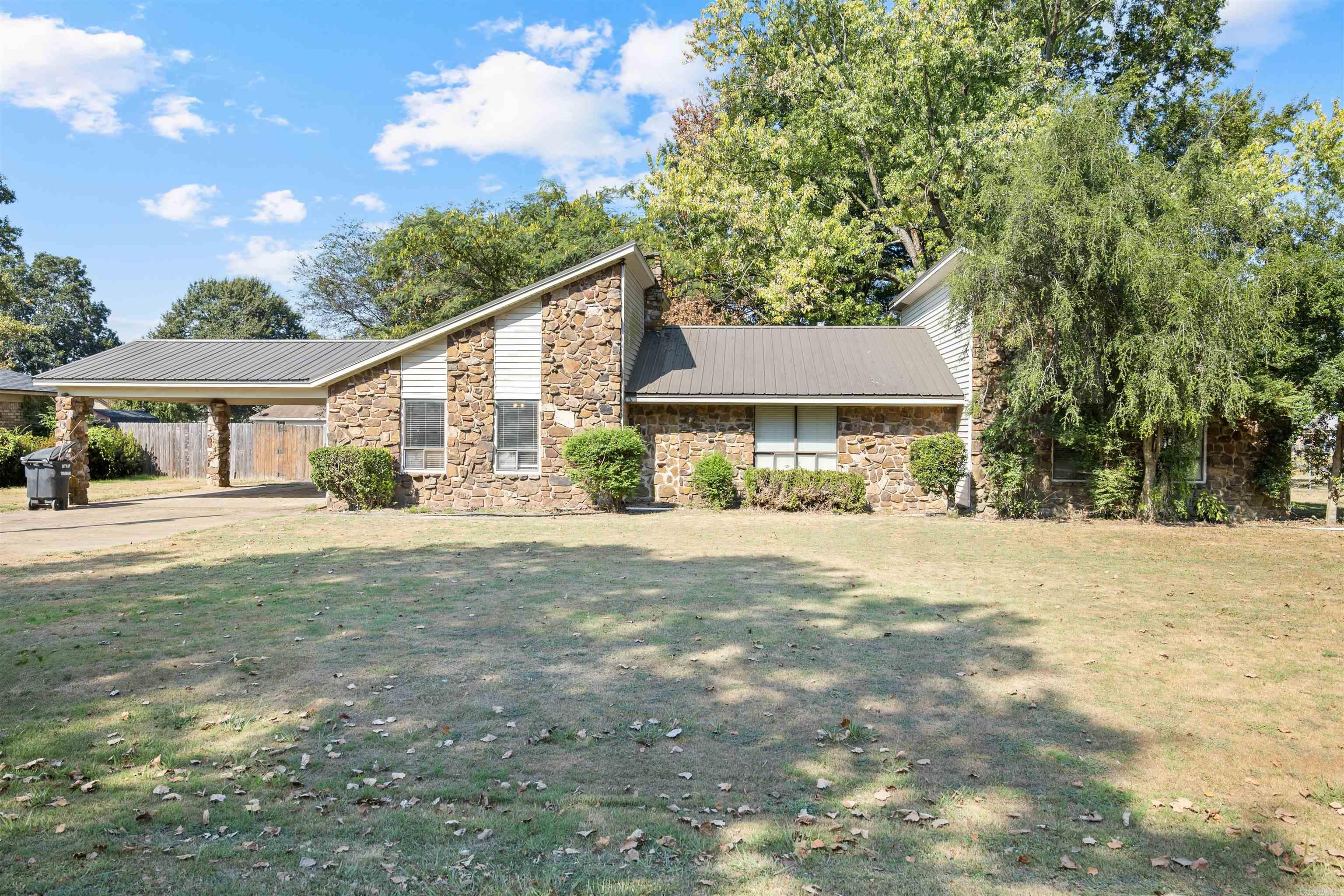 409 Blanton Street Property Photo 1