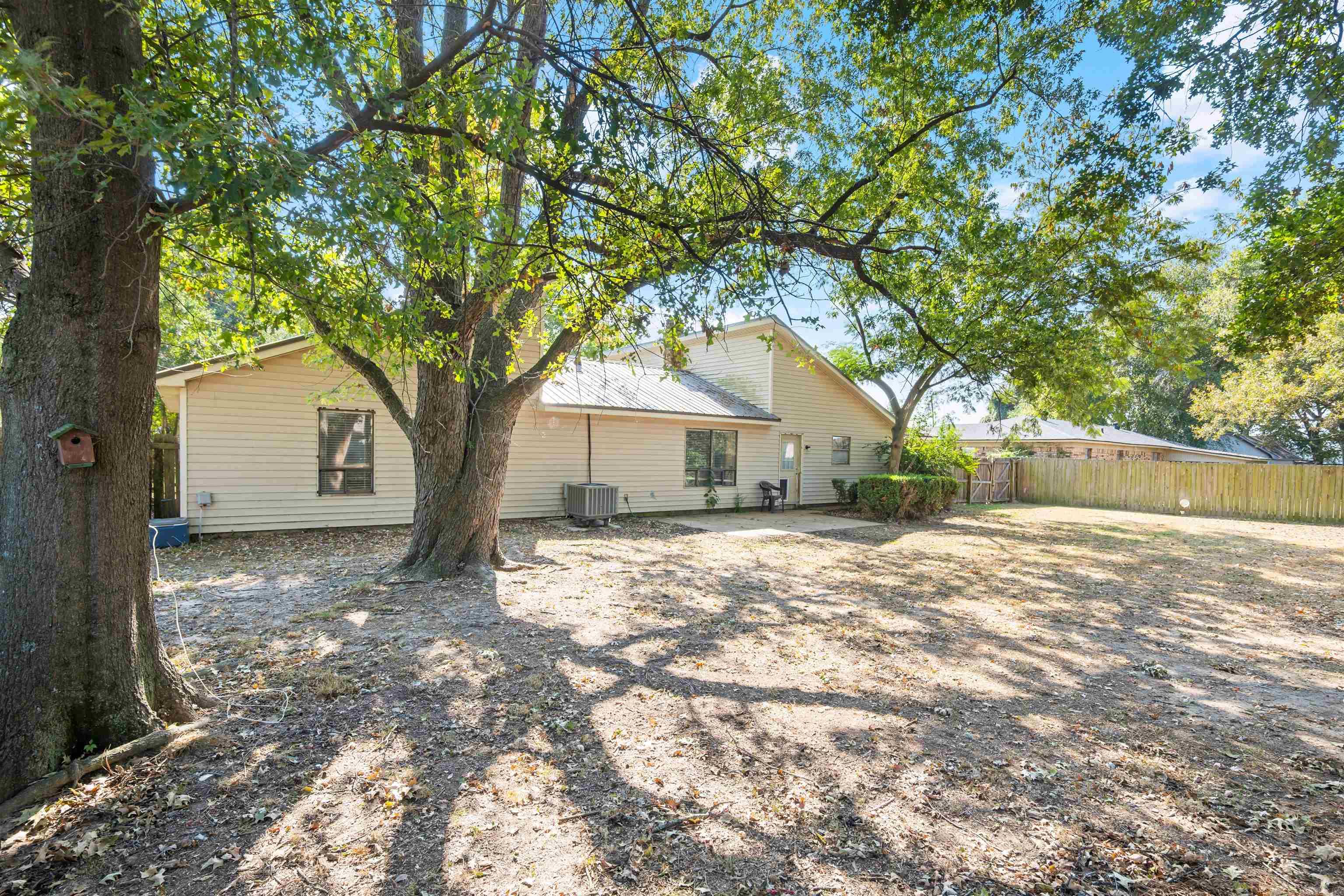 409 Blanton Street Property Photo 3