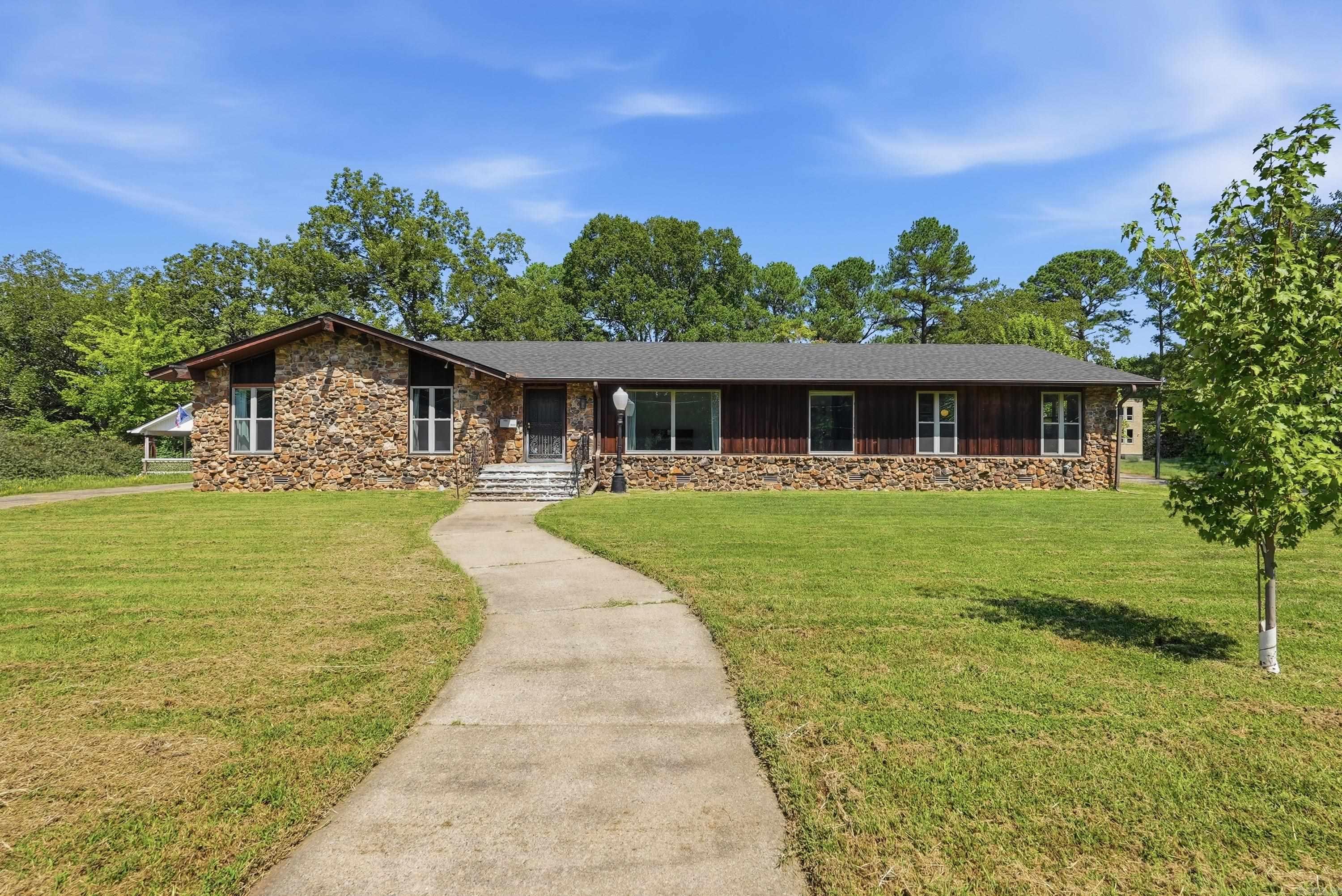 1826 Caldwell Street Property Photo 1