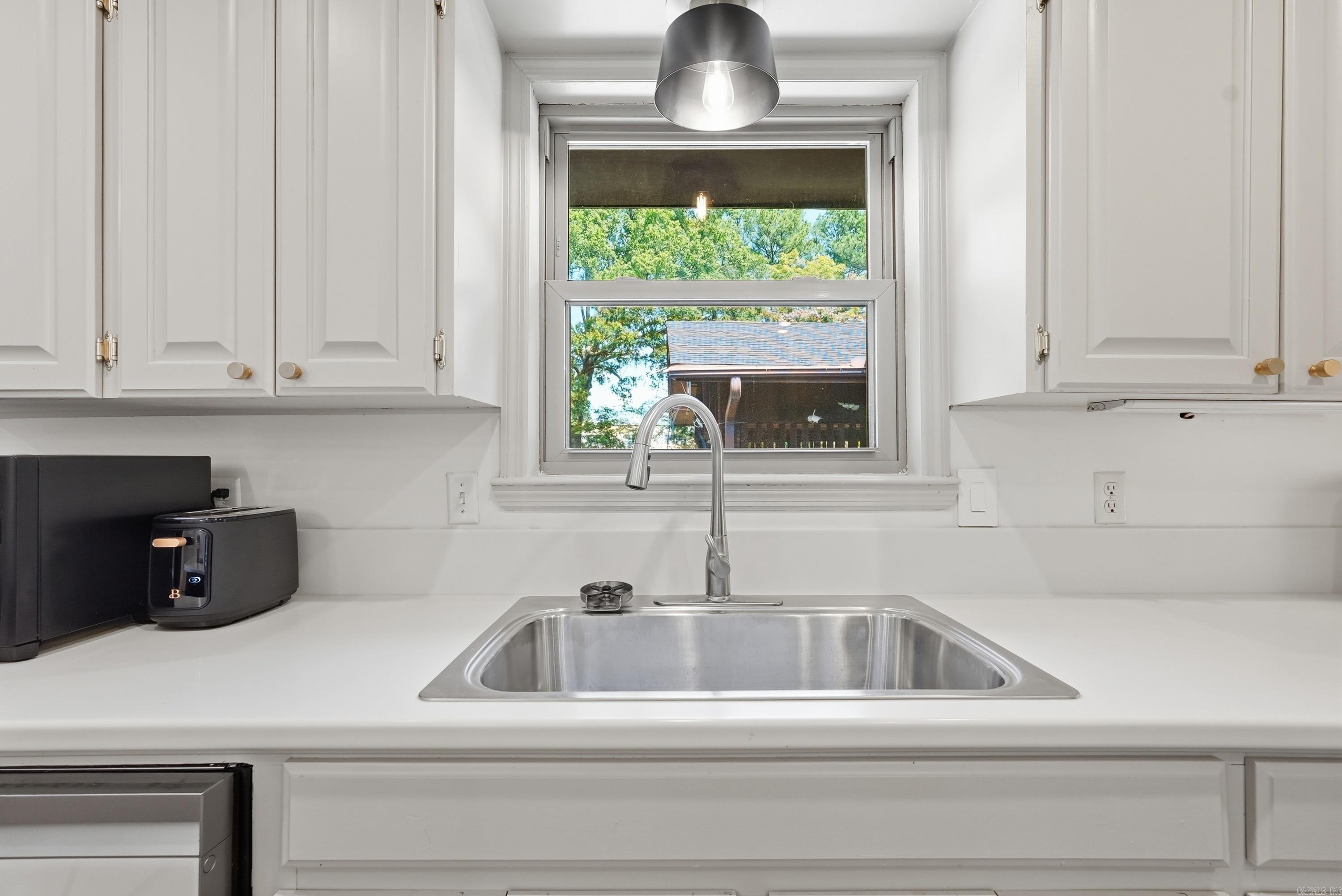 1826 Caldwell Street Property Photo 10