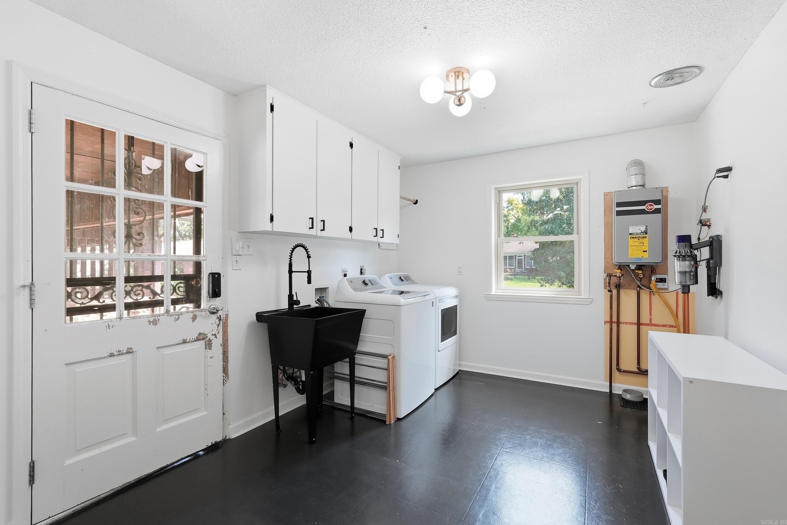 1826 Caldwell Street Property Photo 22