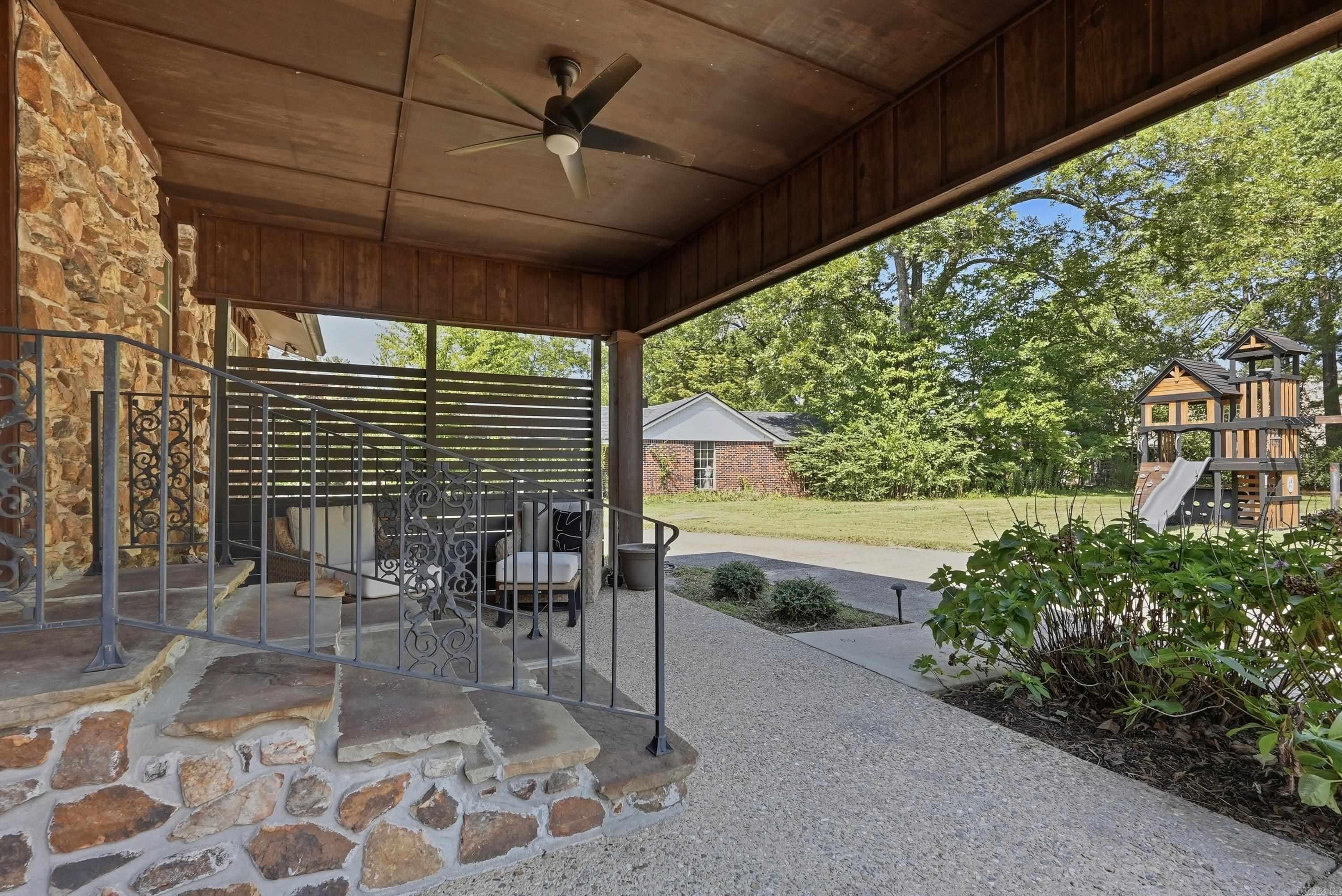 1826 Caldwell Street Property Photo 23