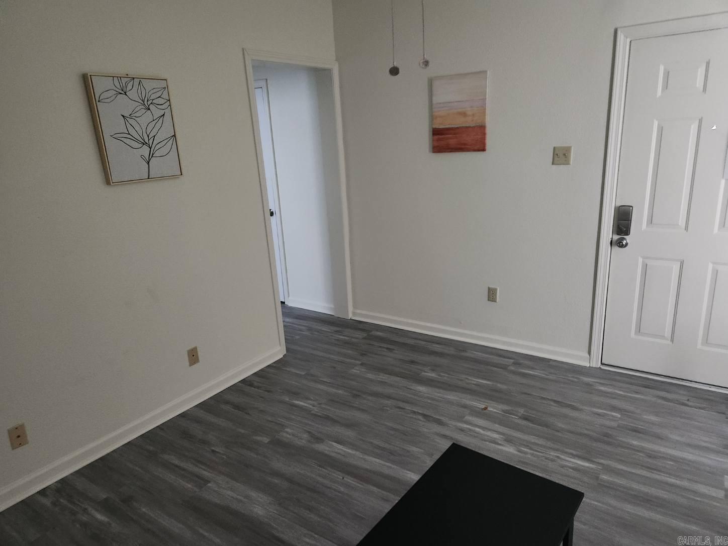 500 S Valentine Property Photo 18