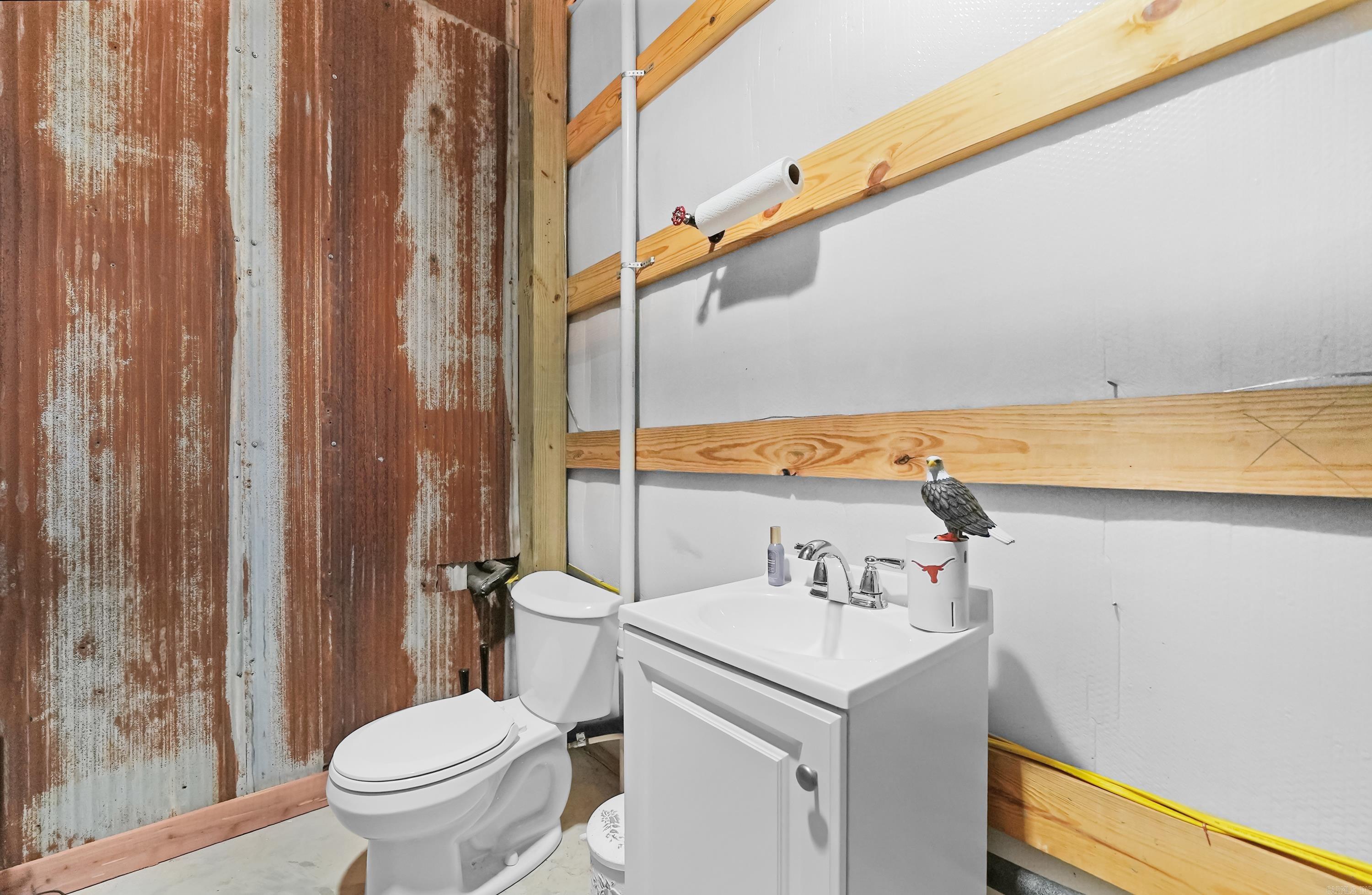 110 Howard Road Property Photo 24