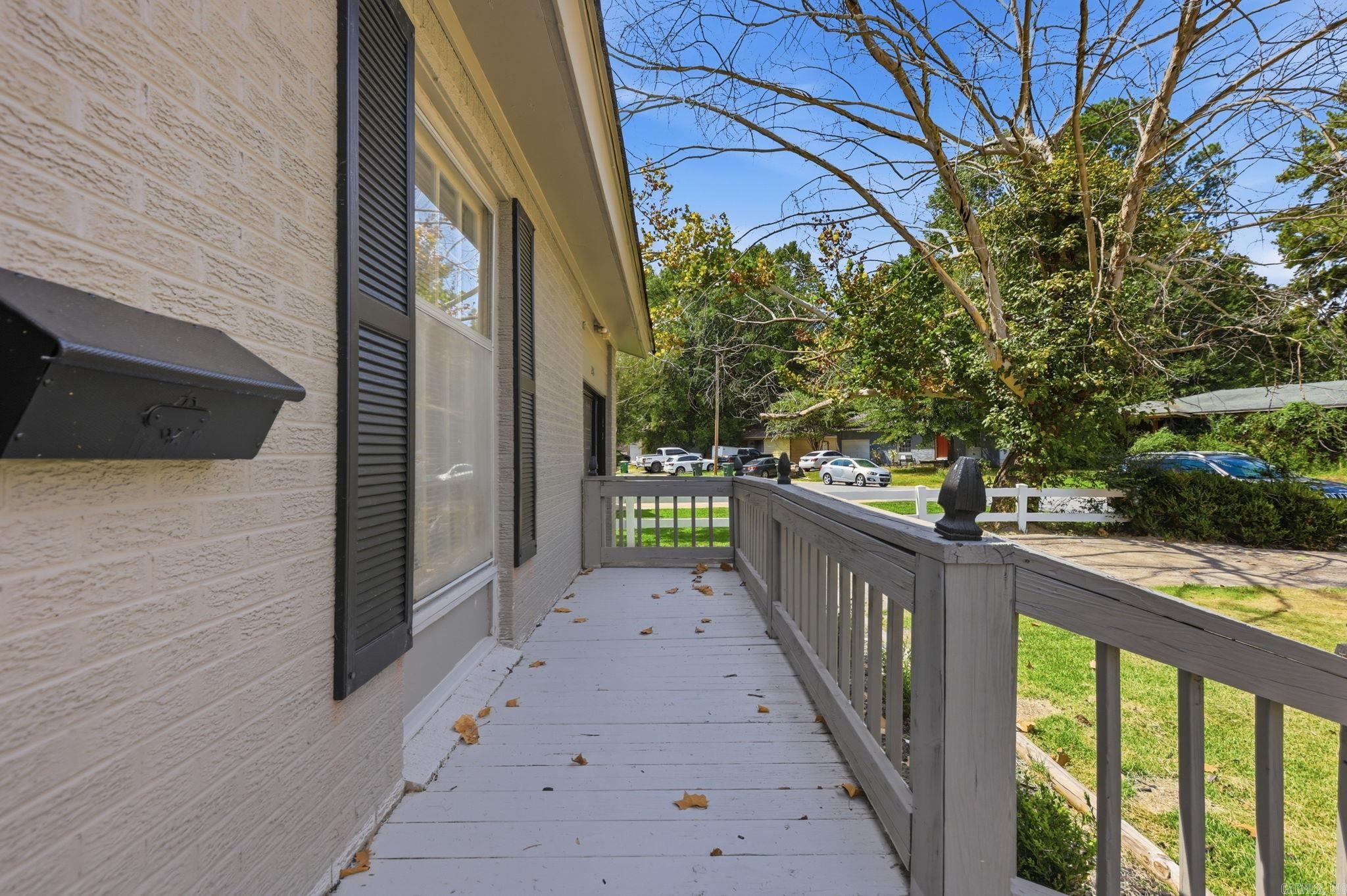 2911 Wynne Drive Property Photo 4
