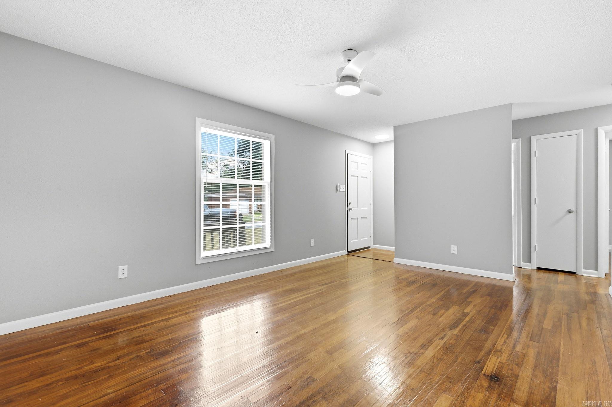 2911 Wynne Drive Property Photo 9