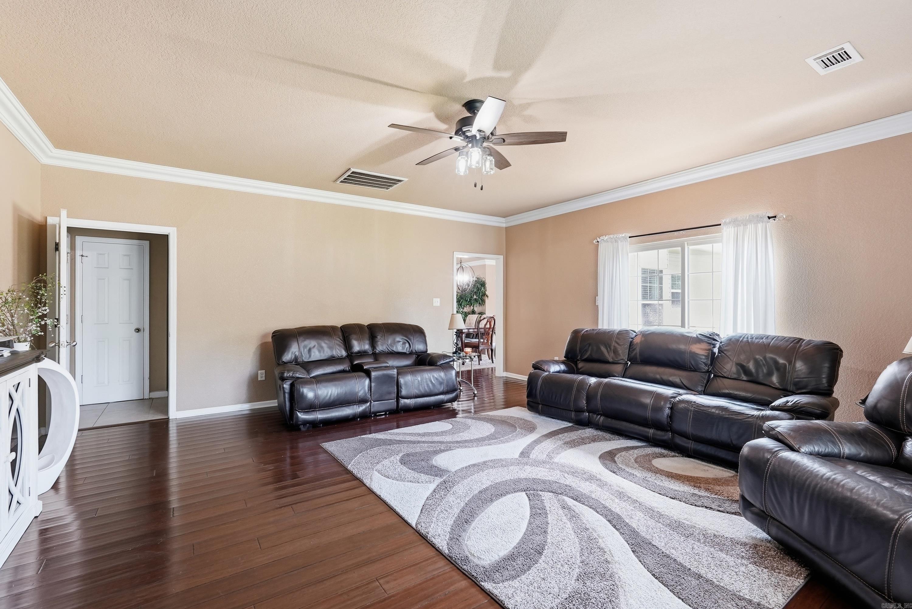 1710 Royal Oaks Dr Drive Property Photo 16