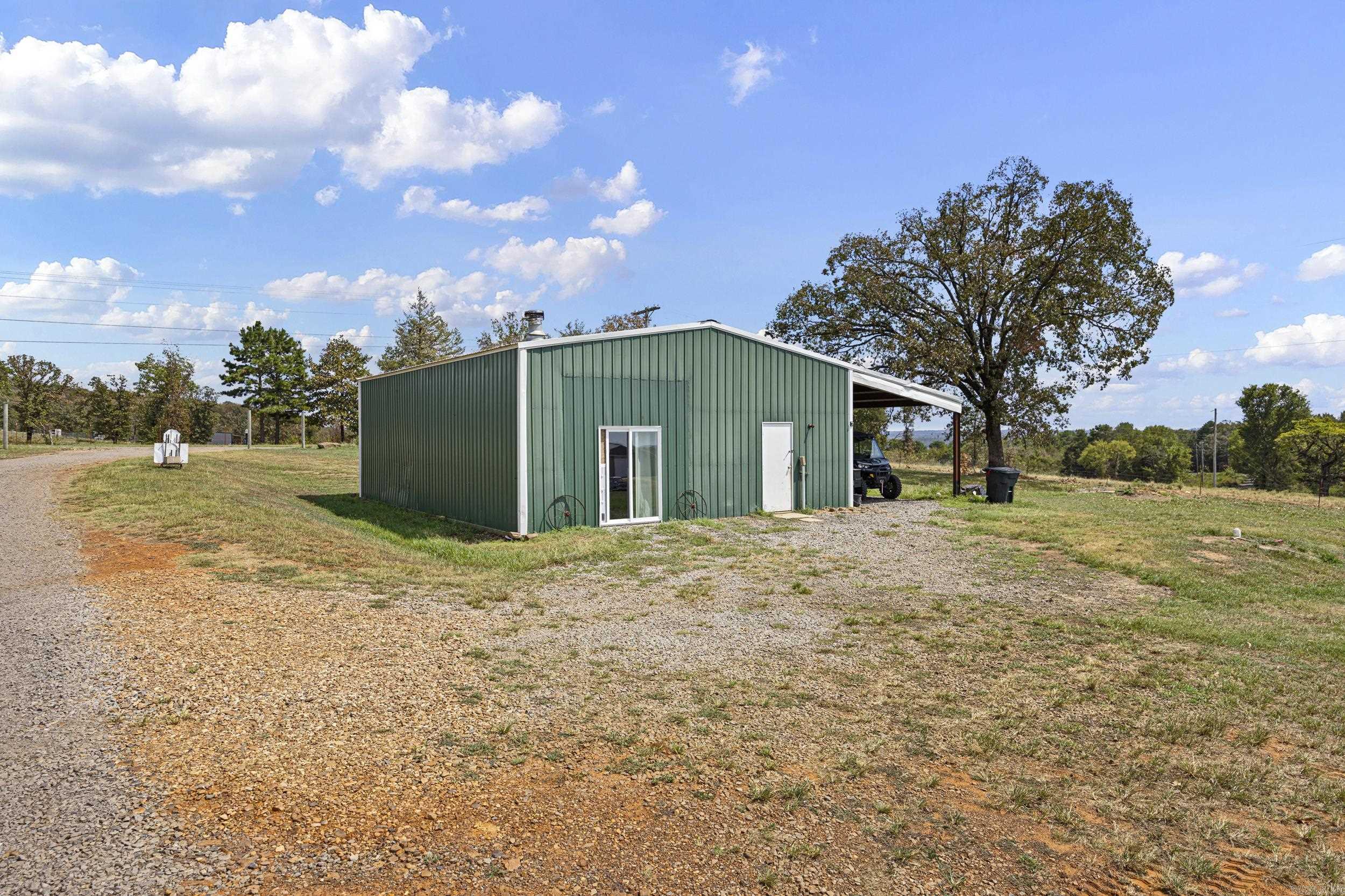 13589 Middle Ridge Road Property Photo 20