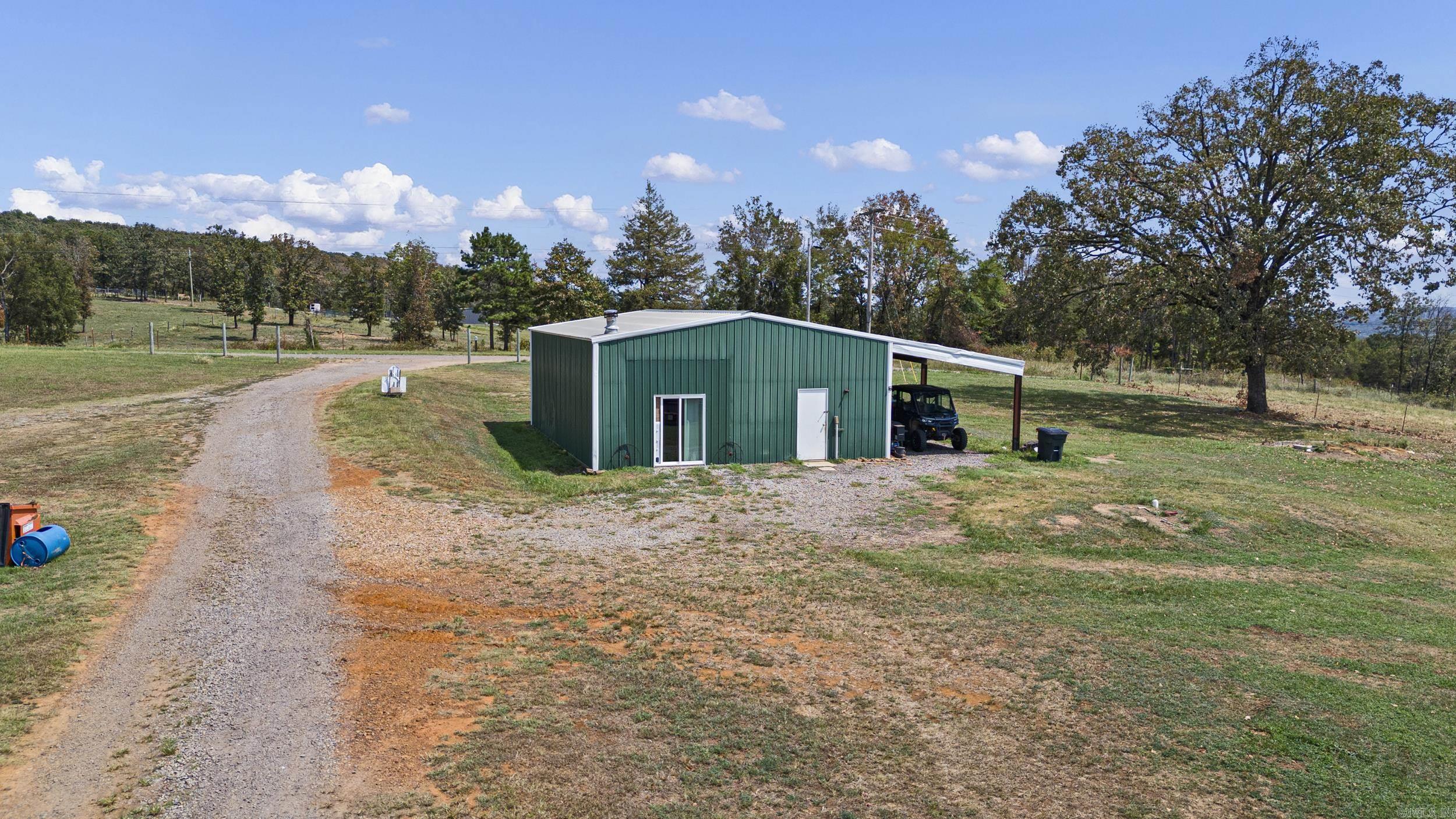 13589 Middle Ridge Road Property Photo 25