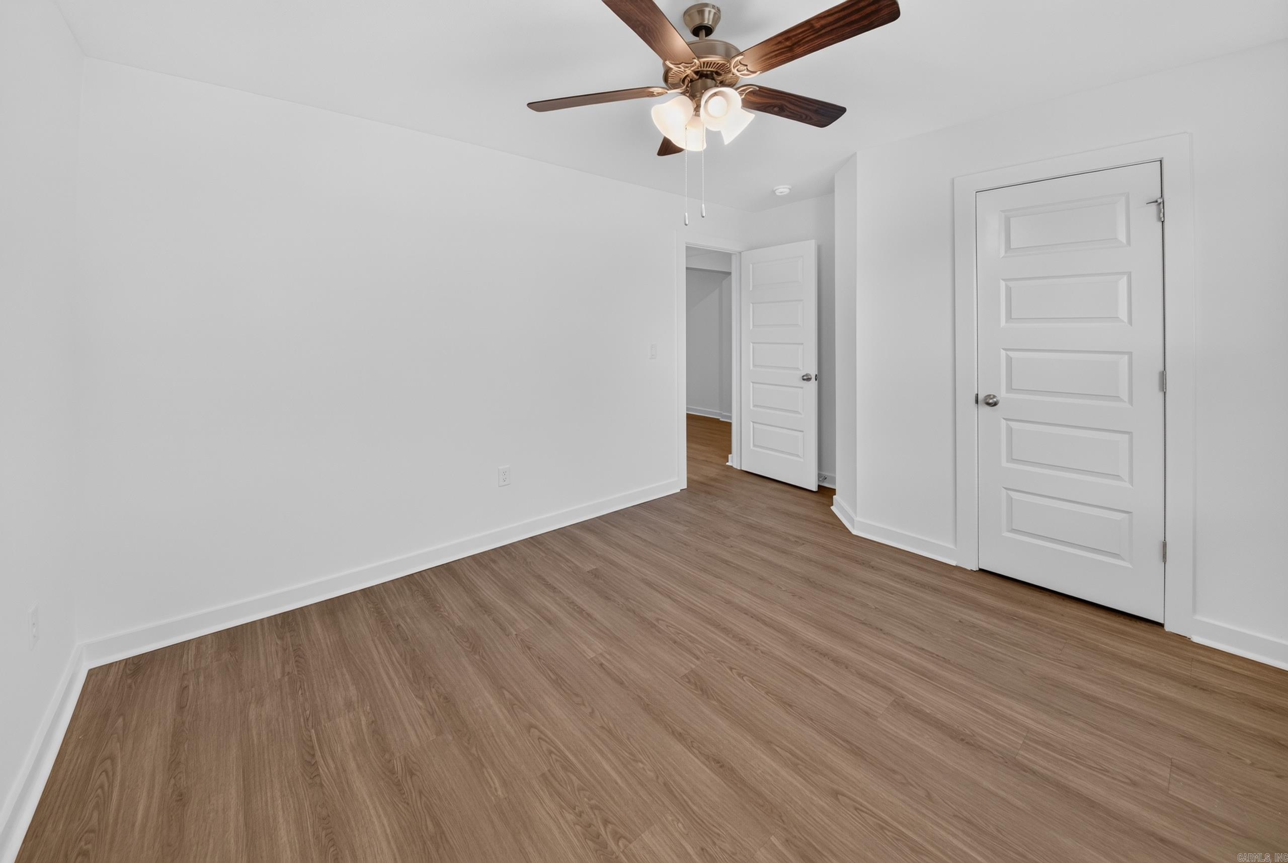 37 Wolfsbridge Loop Property Photo 6