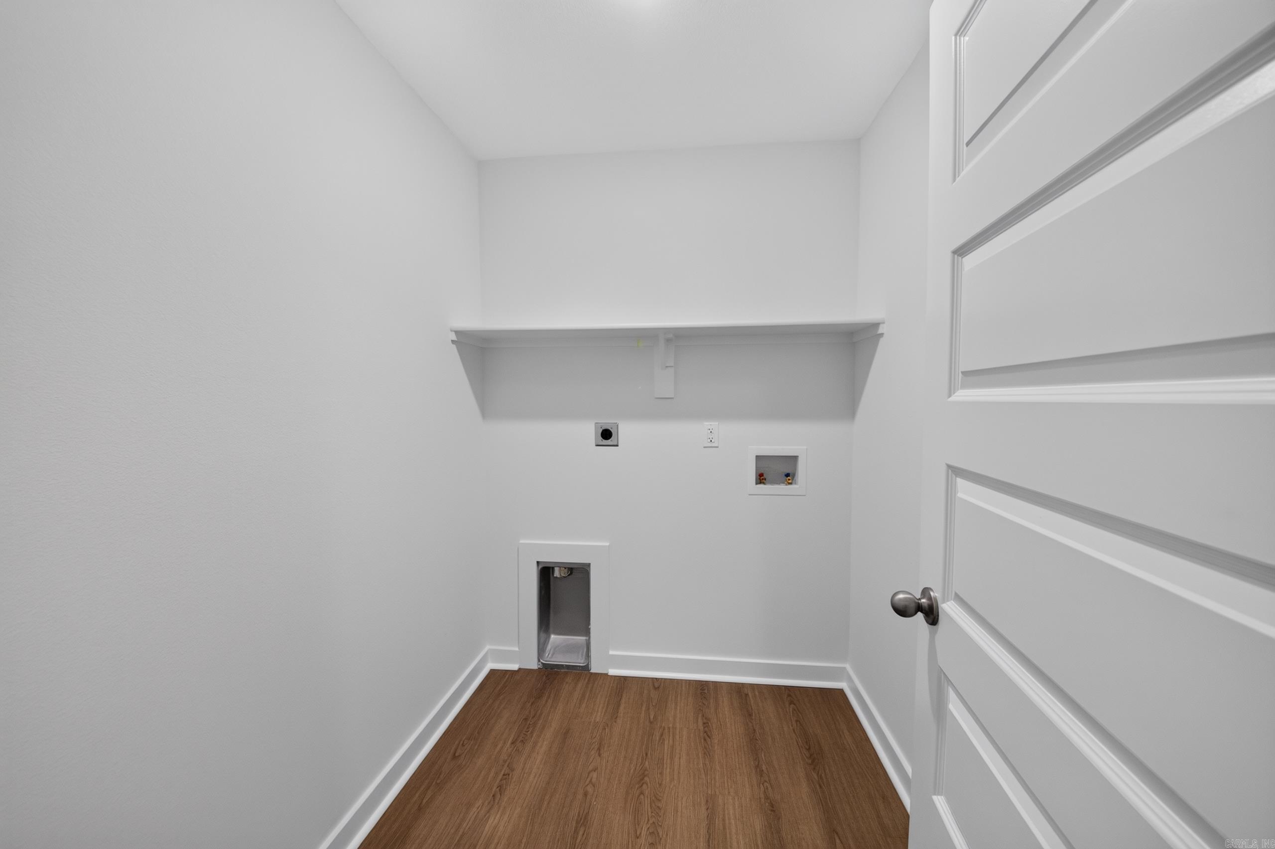 37 Wolfsbridge Loop Property Photo 15