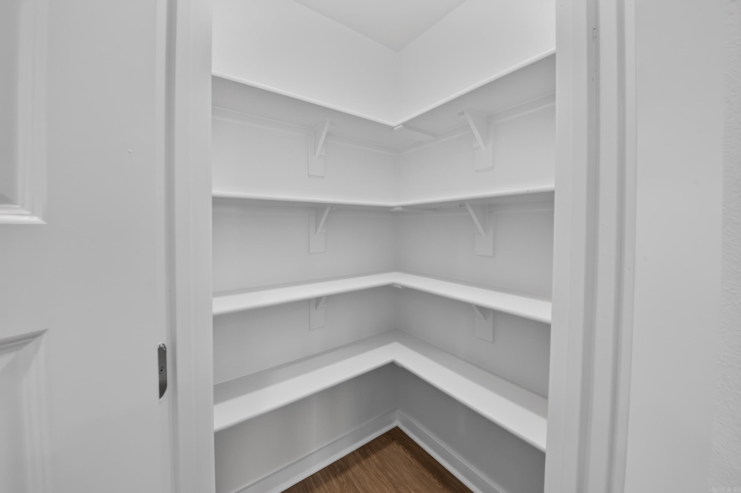 37 Wolfsbridge Loop Property Photo 19