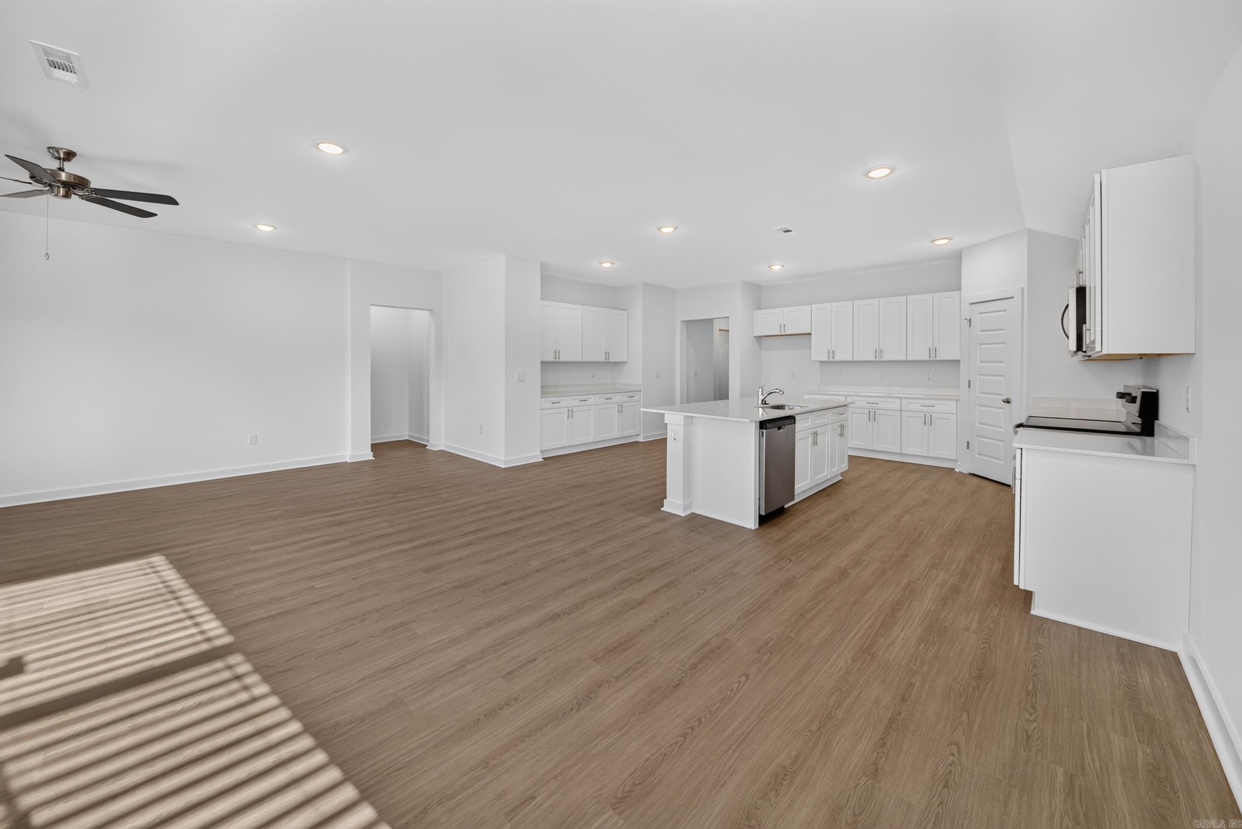 37 Wolfsbridge Loop Property Photo 23