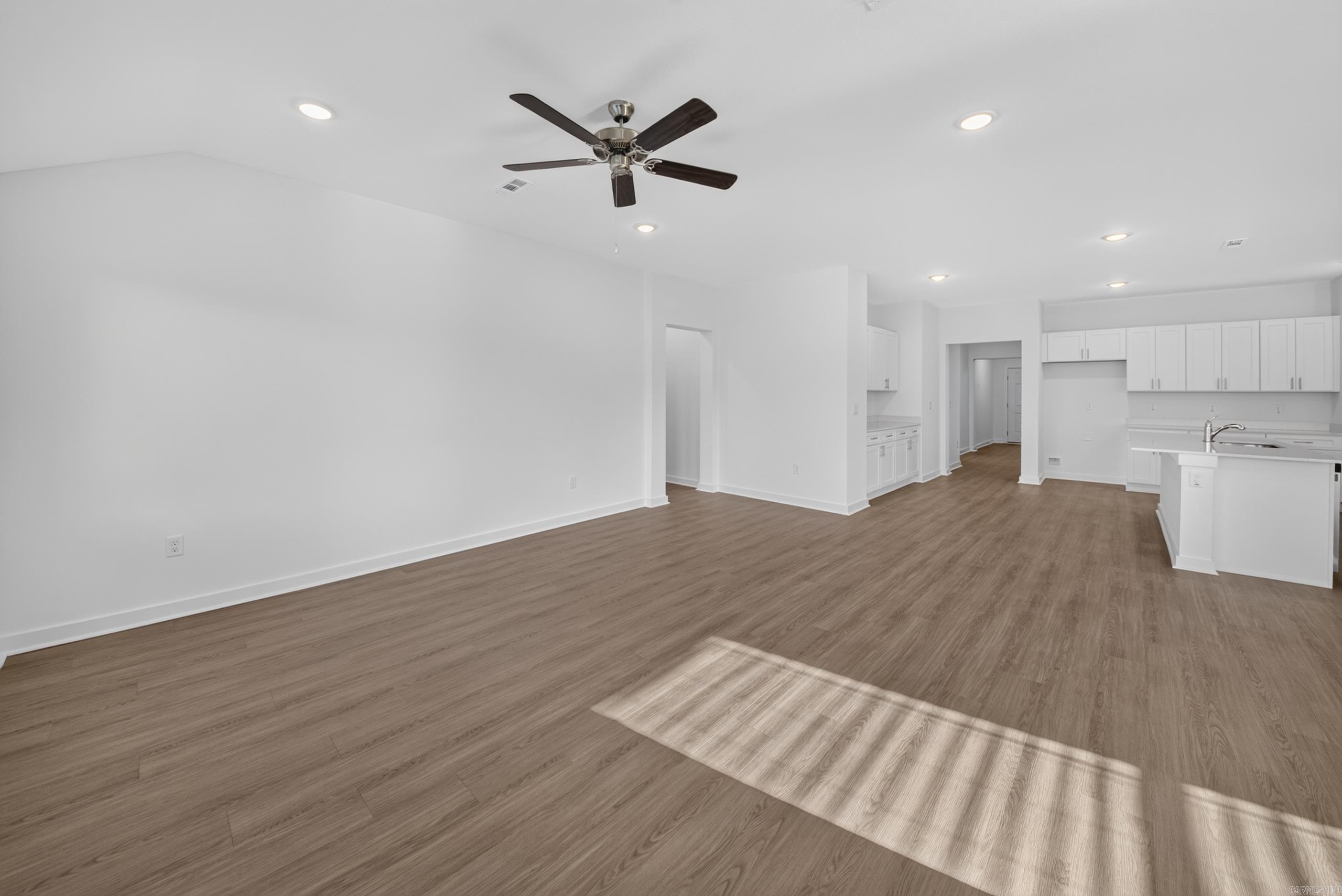37 Wolfsbridge Loop Property Photo 24
