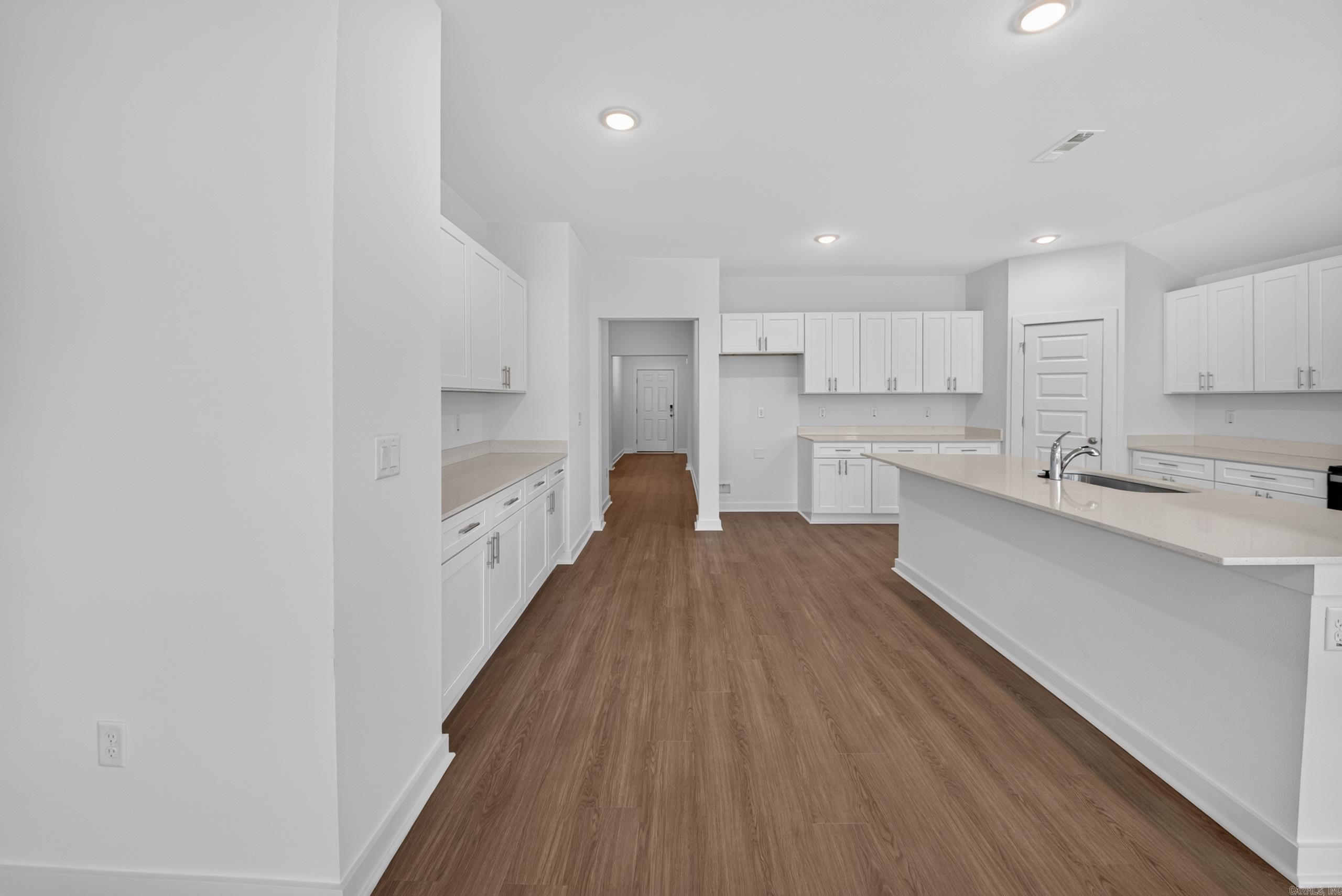 37 Wolfsbridge Loop Property Photo 26