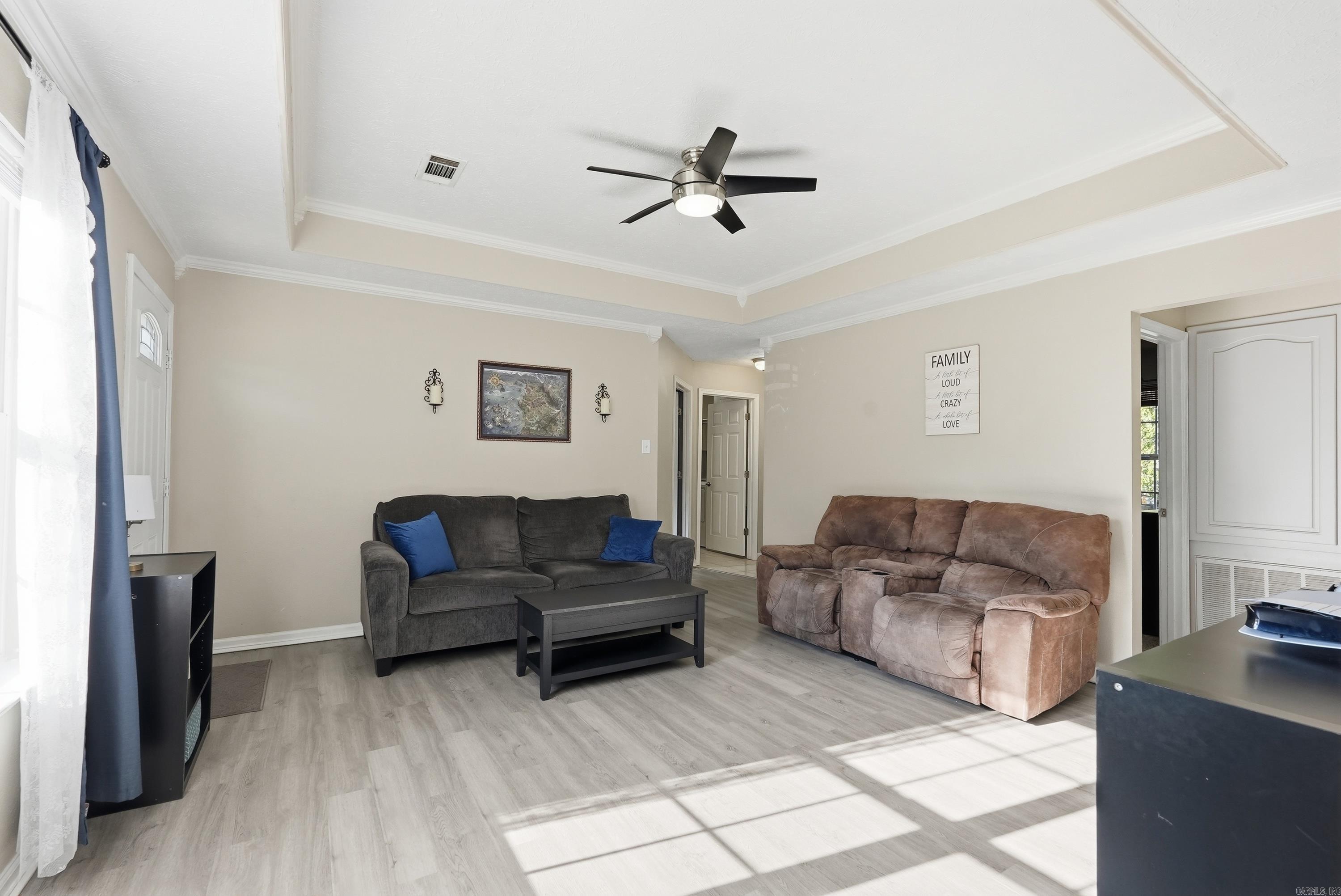 15 Griffin St Property Photo 5