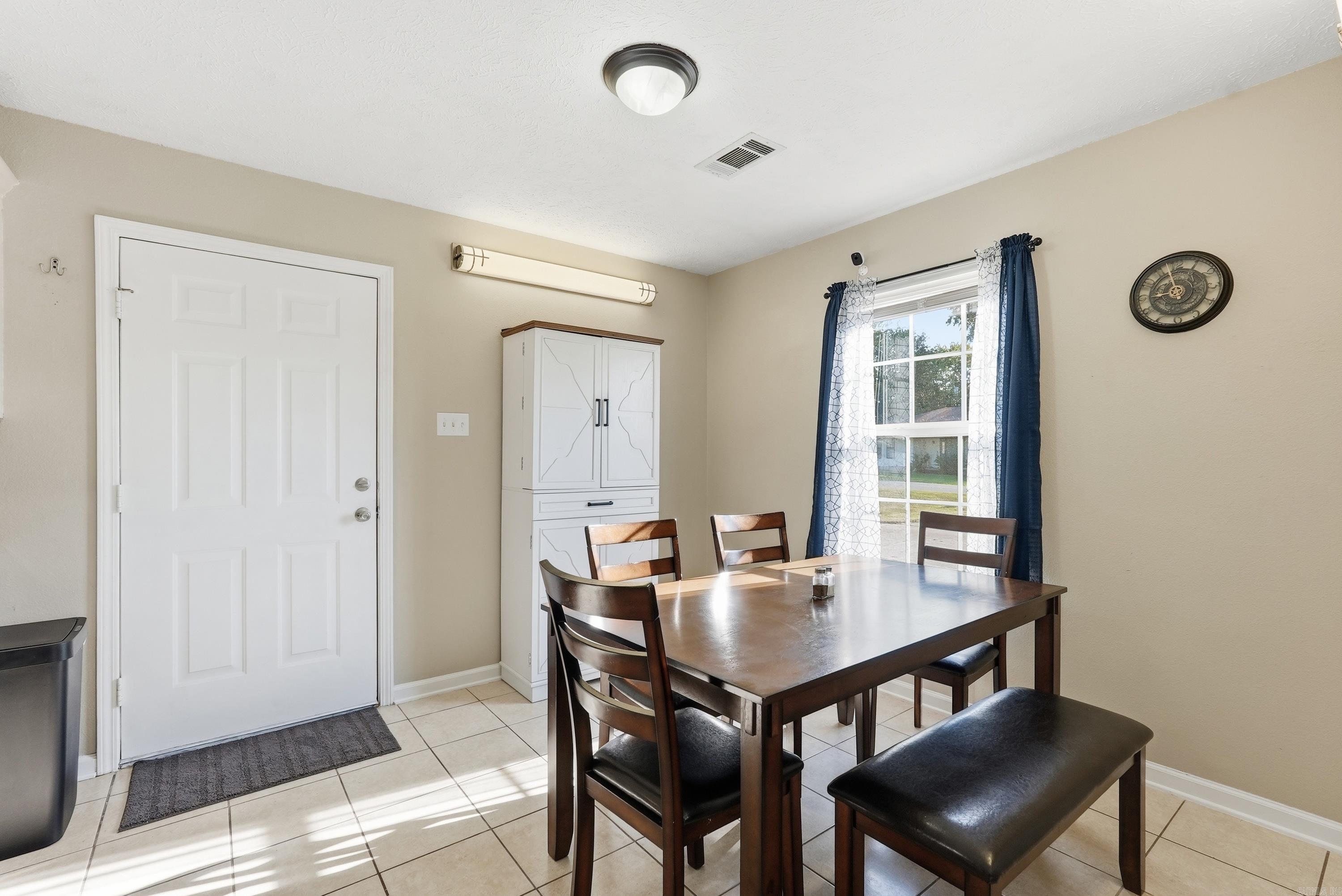 15 Griffin St Property Photo 6