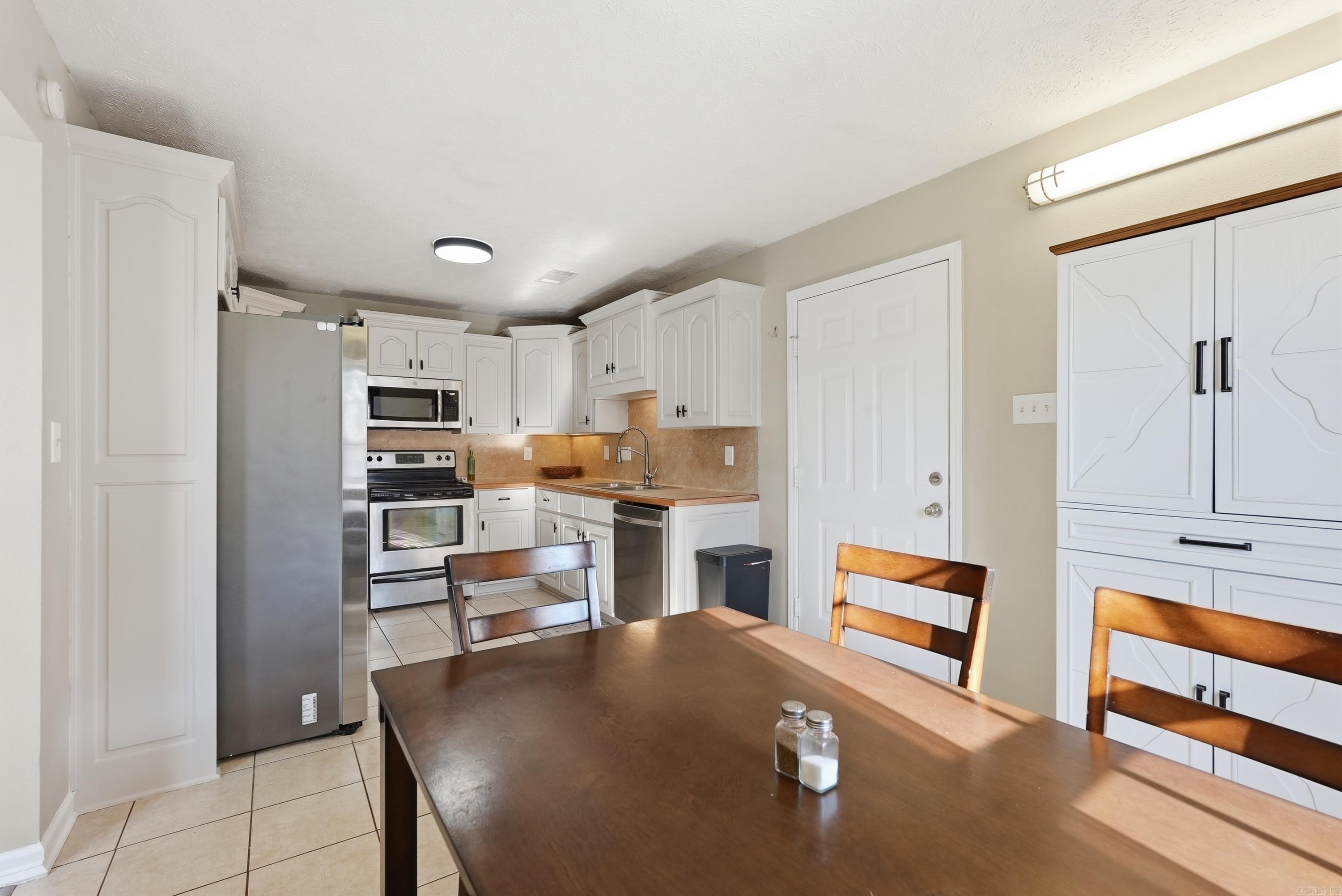 15 Griffin St Property Photo 8