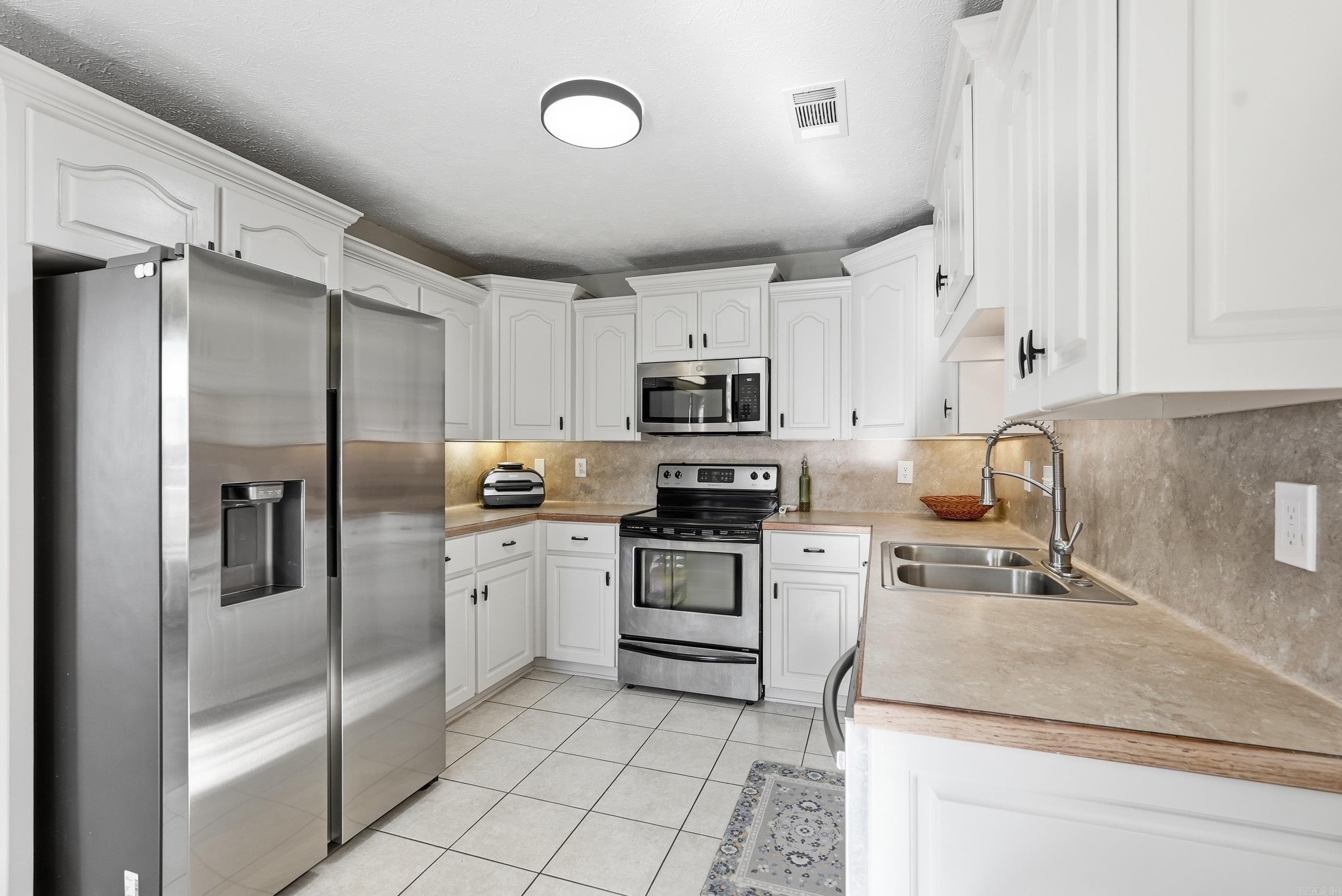 15 Griffin St Property Photo 12