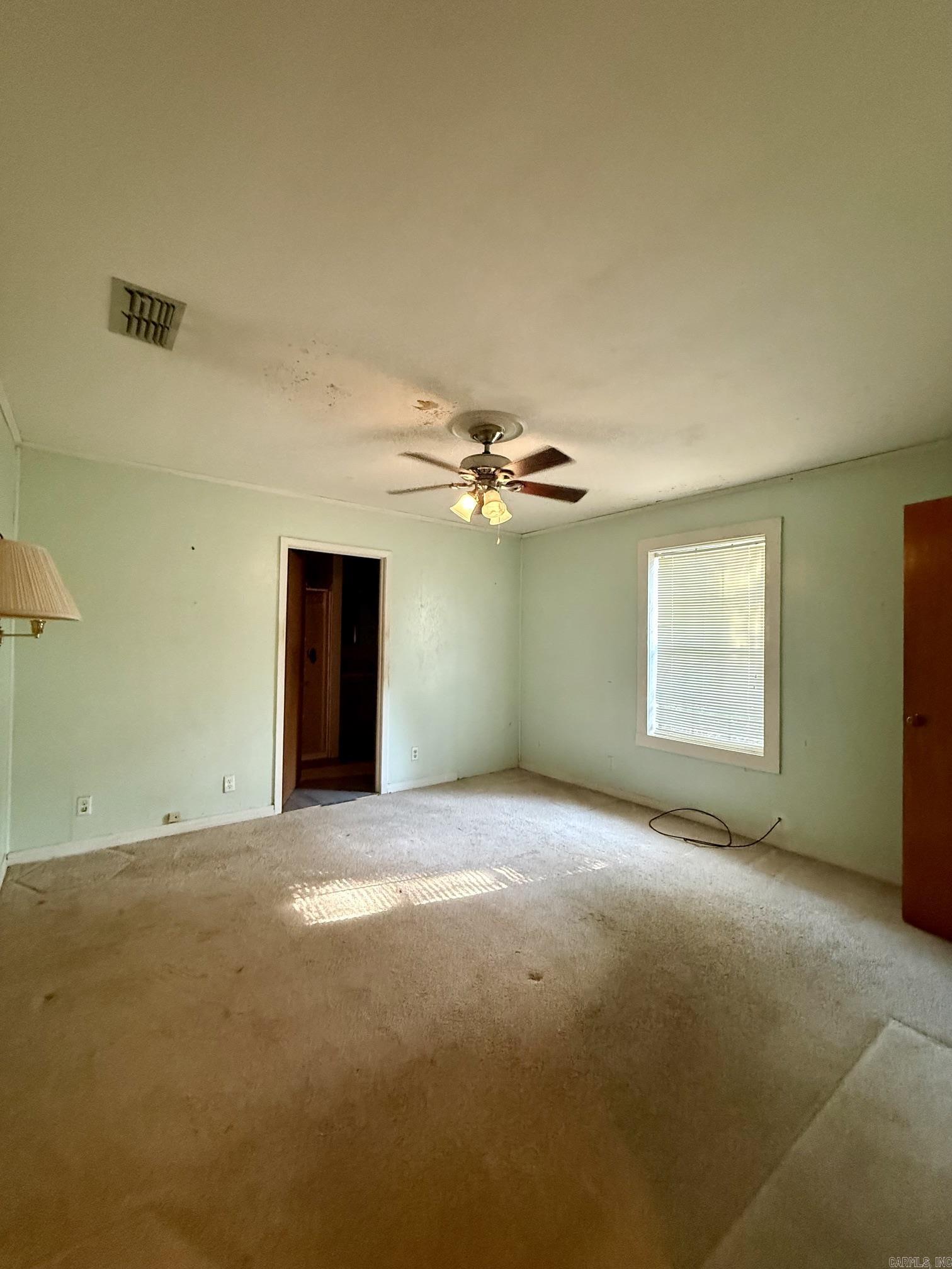 907 N Cherry St Property Photo 11