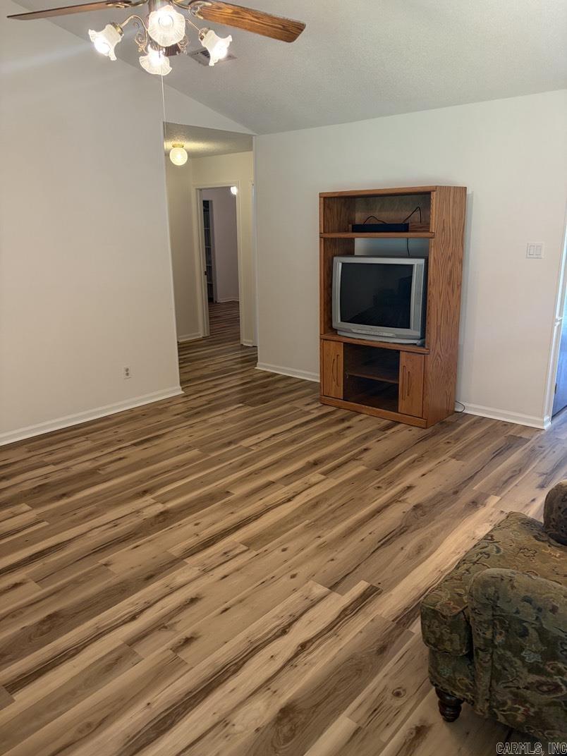 6208 Allwood Dr Property Photo 9