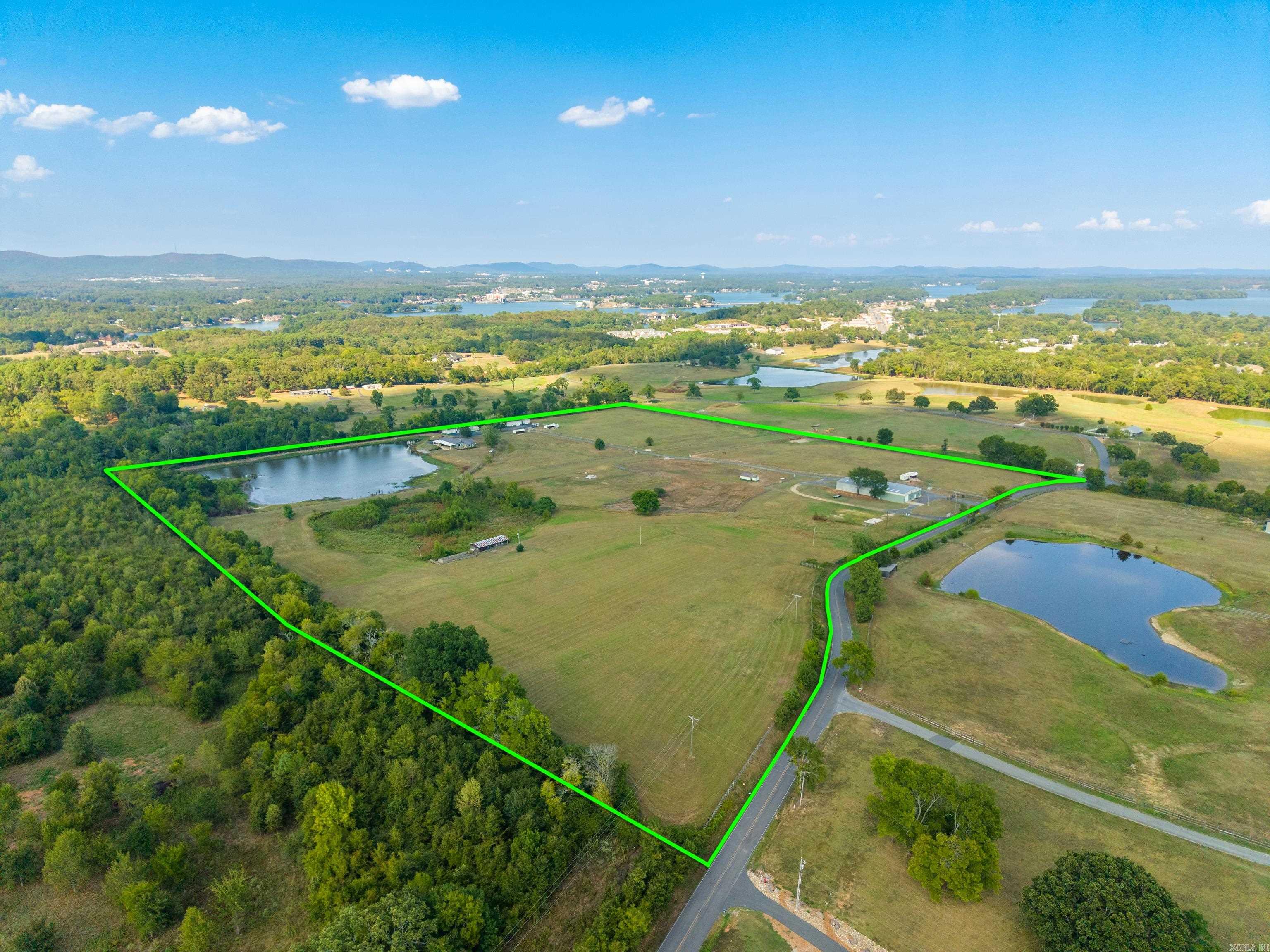 566 & 568 Albright Property Photo 4
