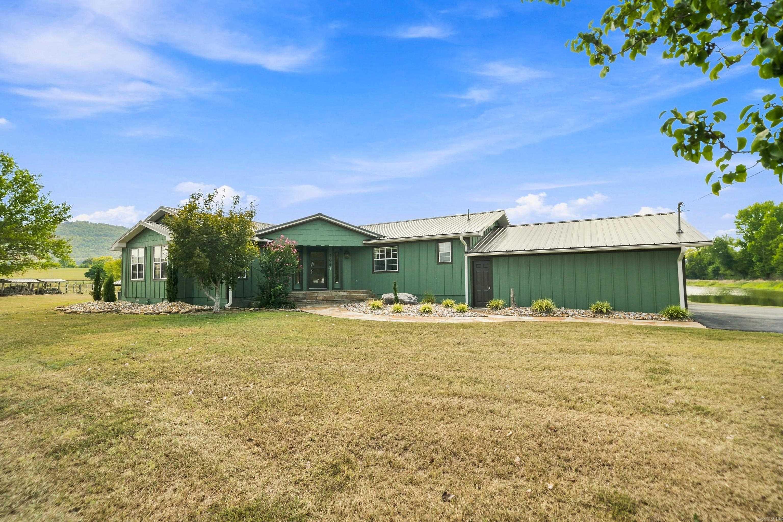 566 & 568 Albright Property Photo 31