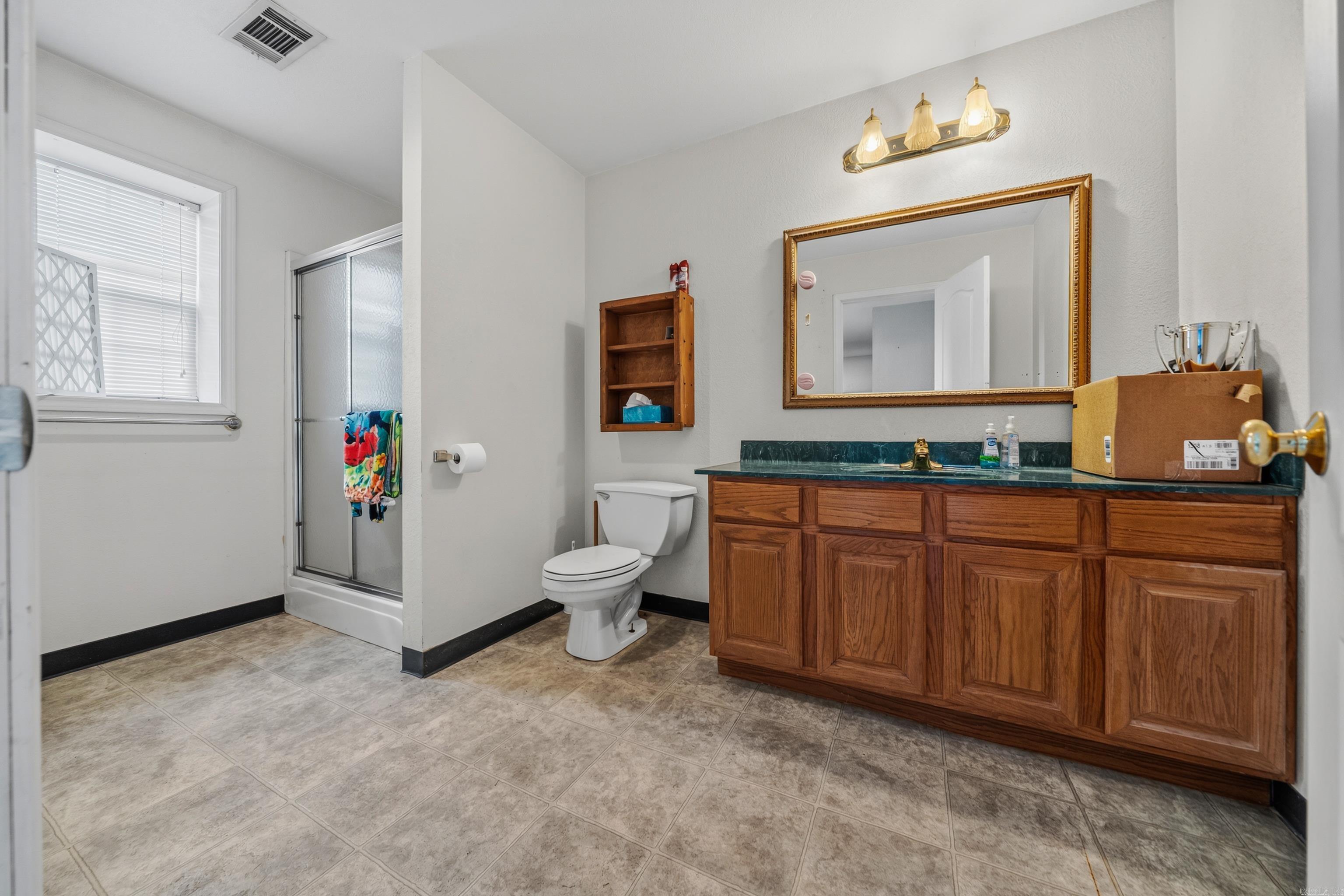 566 & 568 Albright Property Photo 45