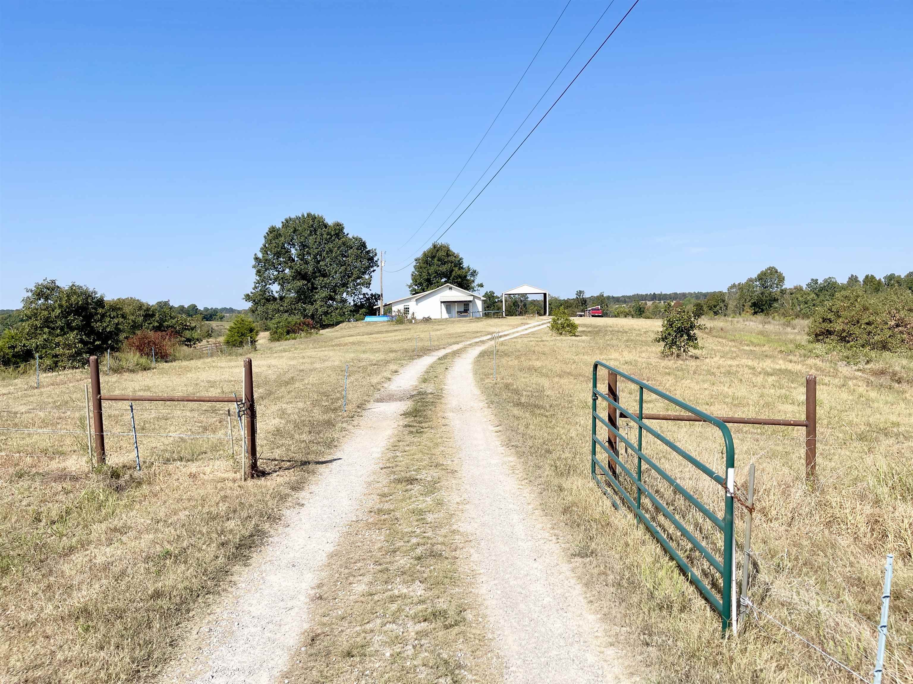 3169 Fairview Road Property Photo 1