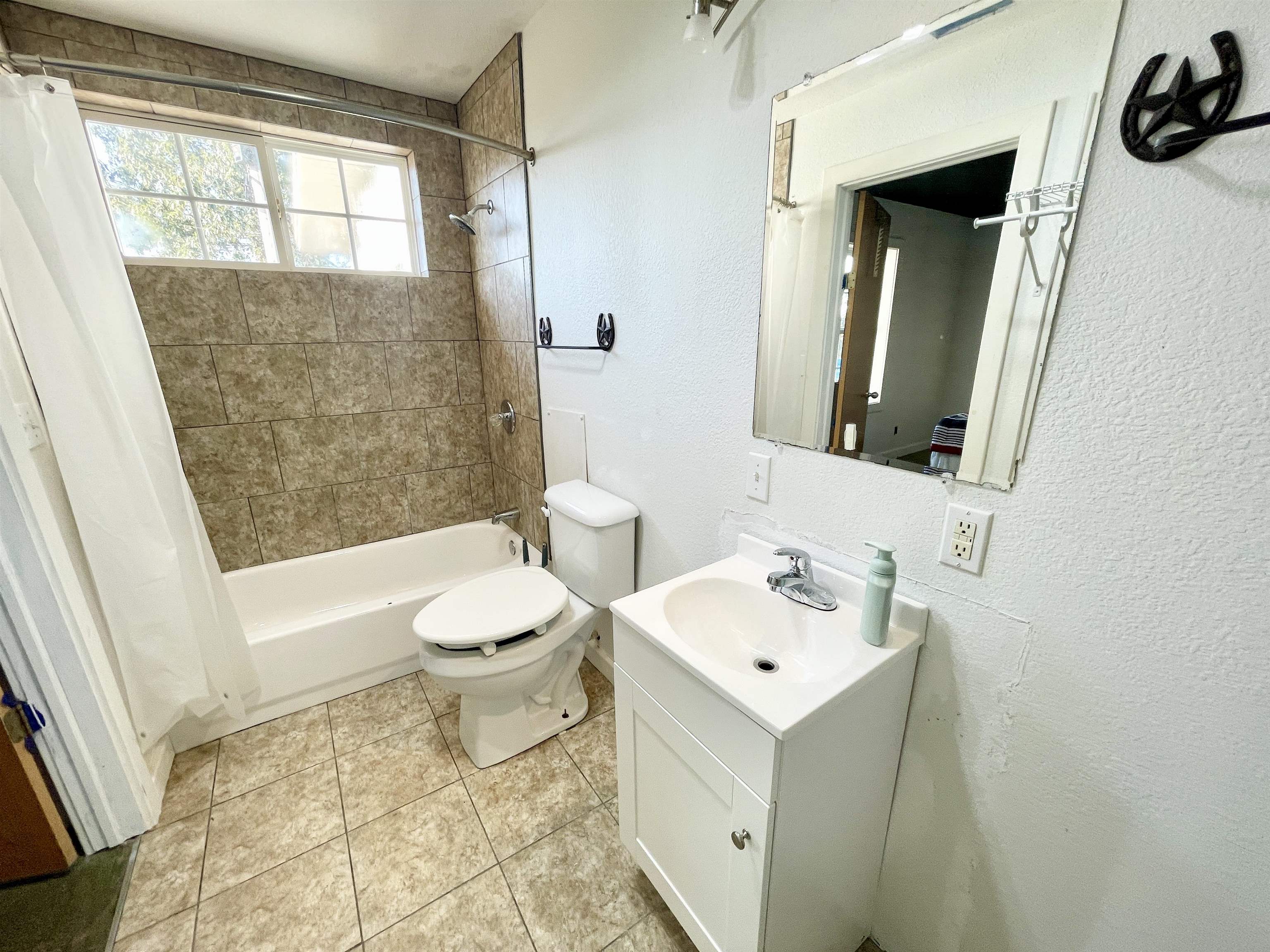 3169 Fairview Road Property Photo 15