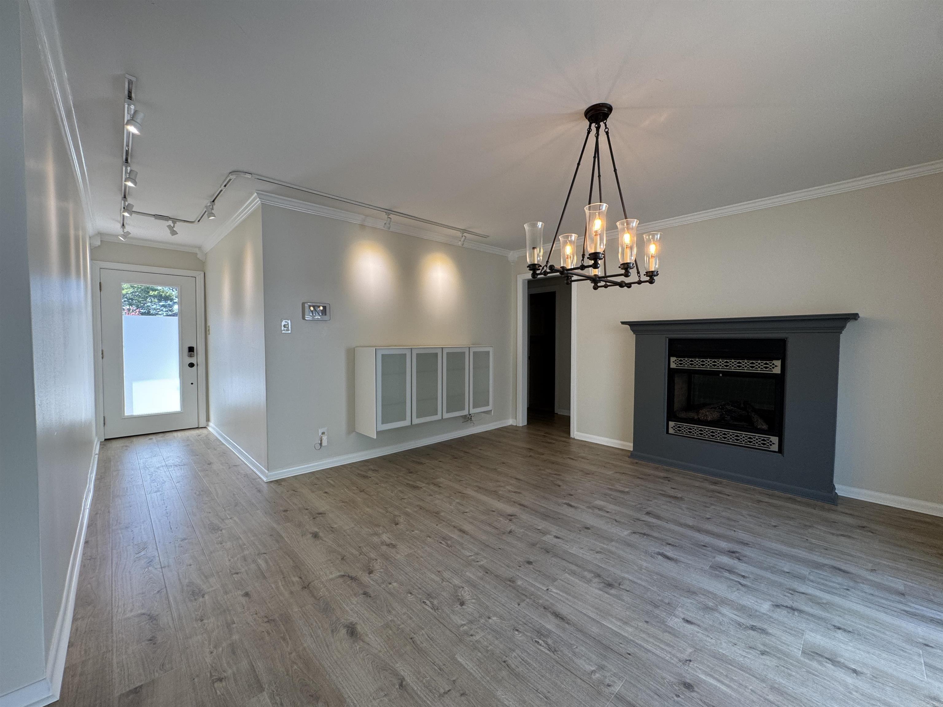 107 Dexter Avenue Property Photo 2