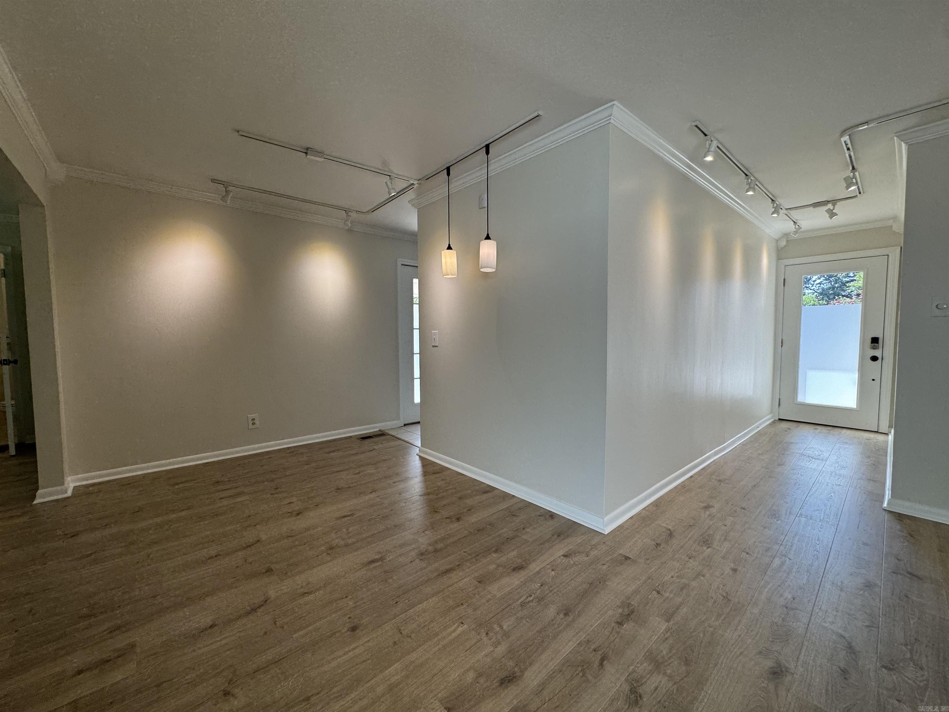 107 Dexter Avenue Property Photo 5
