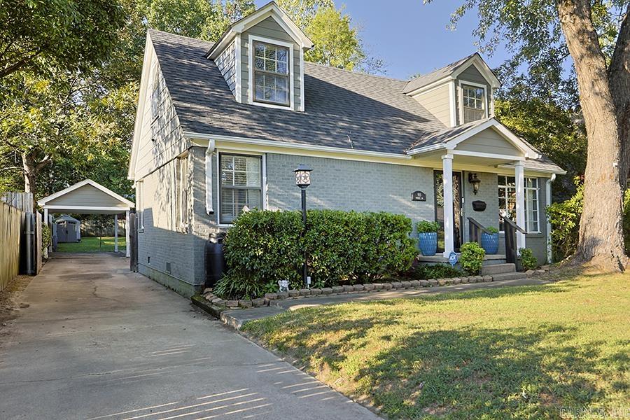 915 Skyline Drive Property Photo 4