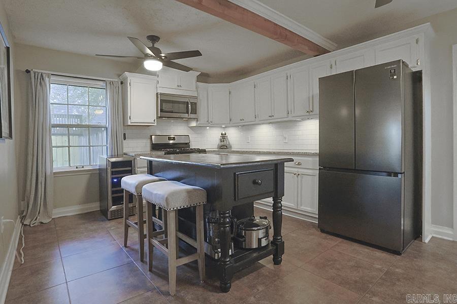 915 Skyline Drive Property Photo 7
