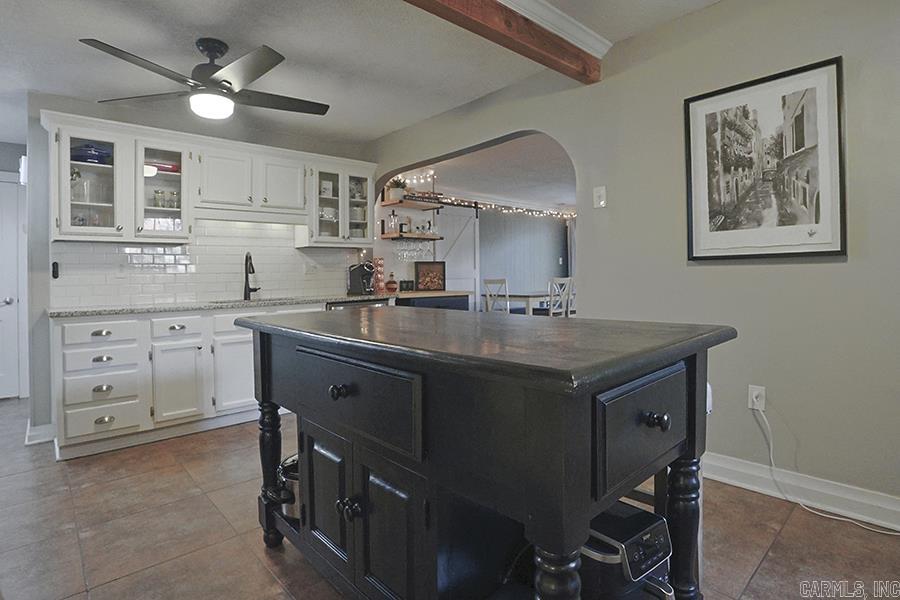 915 Skyline Drive Property Photo 12