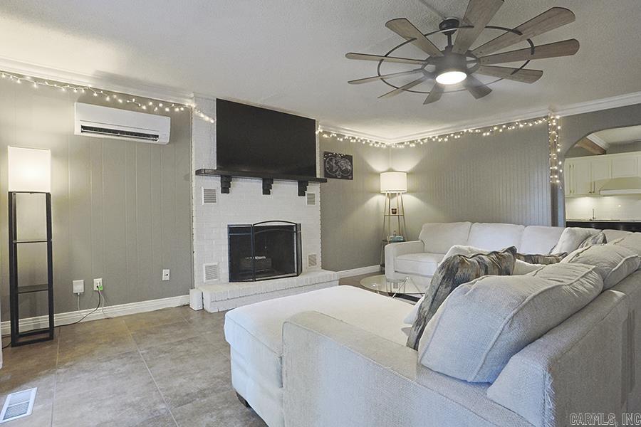 915 Skyline Drive Property Photo 15