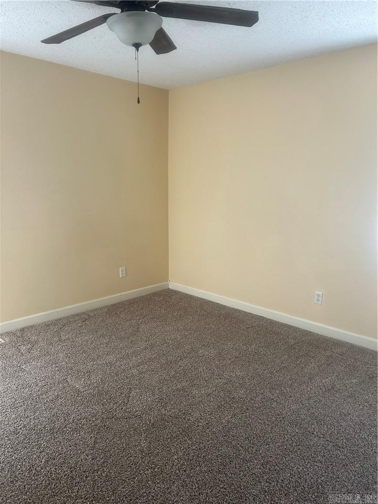 2808 N Greenwich Ave Property Photo 10