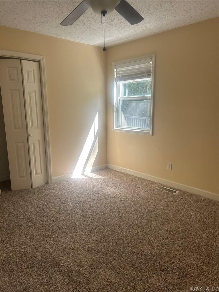 2808 N Greenwich Ave Property Photo 11