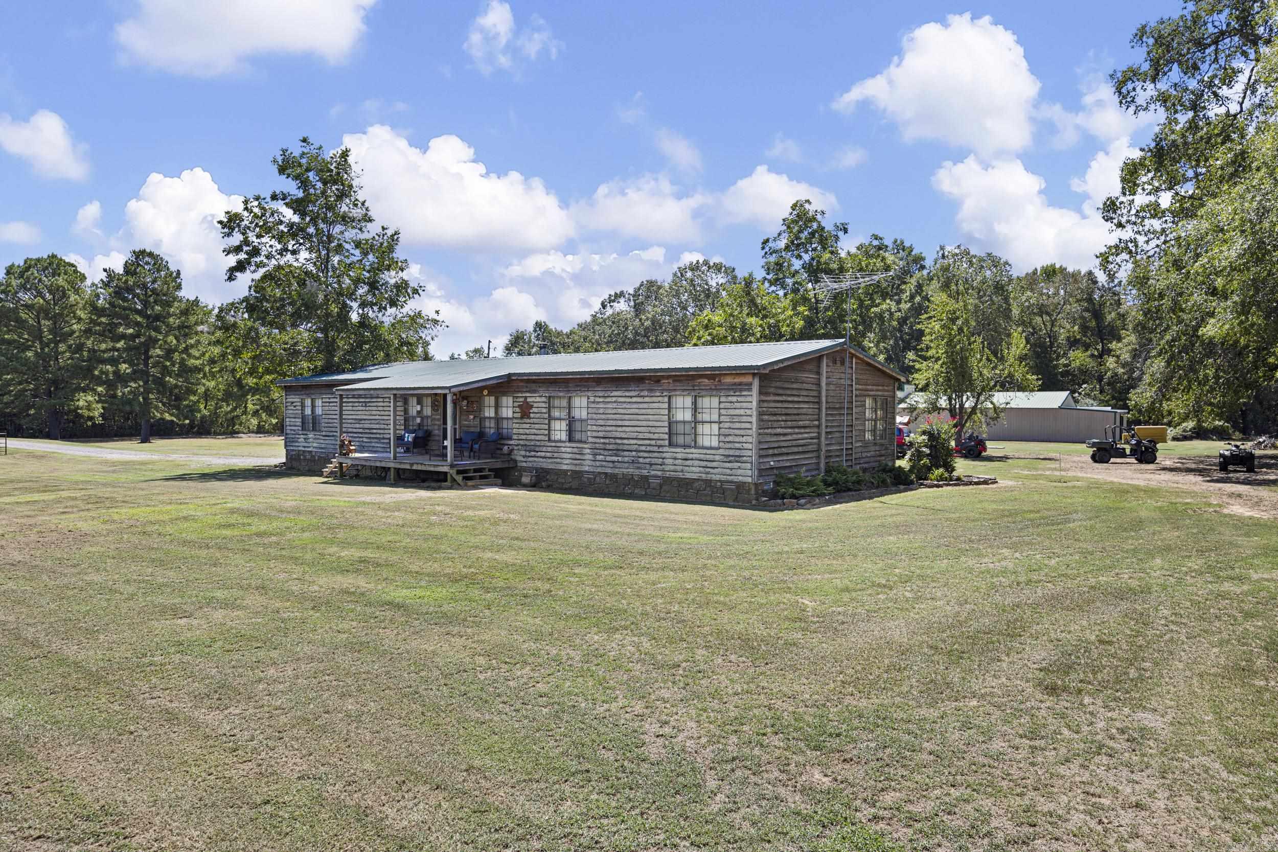 8 Givens Lane Property Photo 6