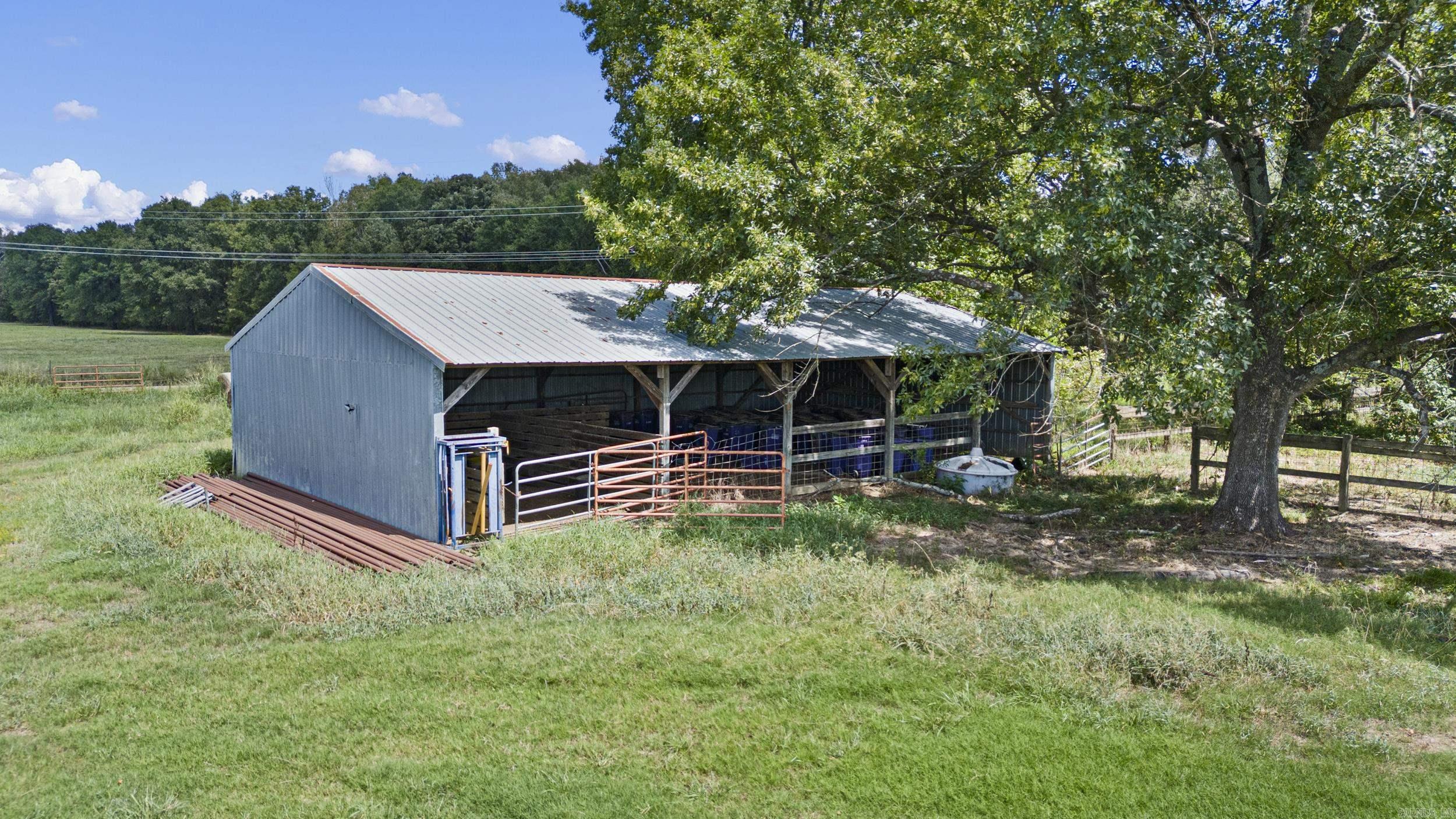 8 Givens Lane Property Photo 16