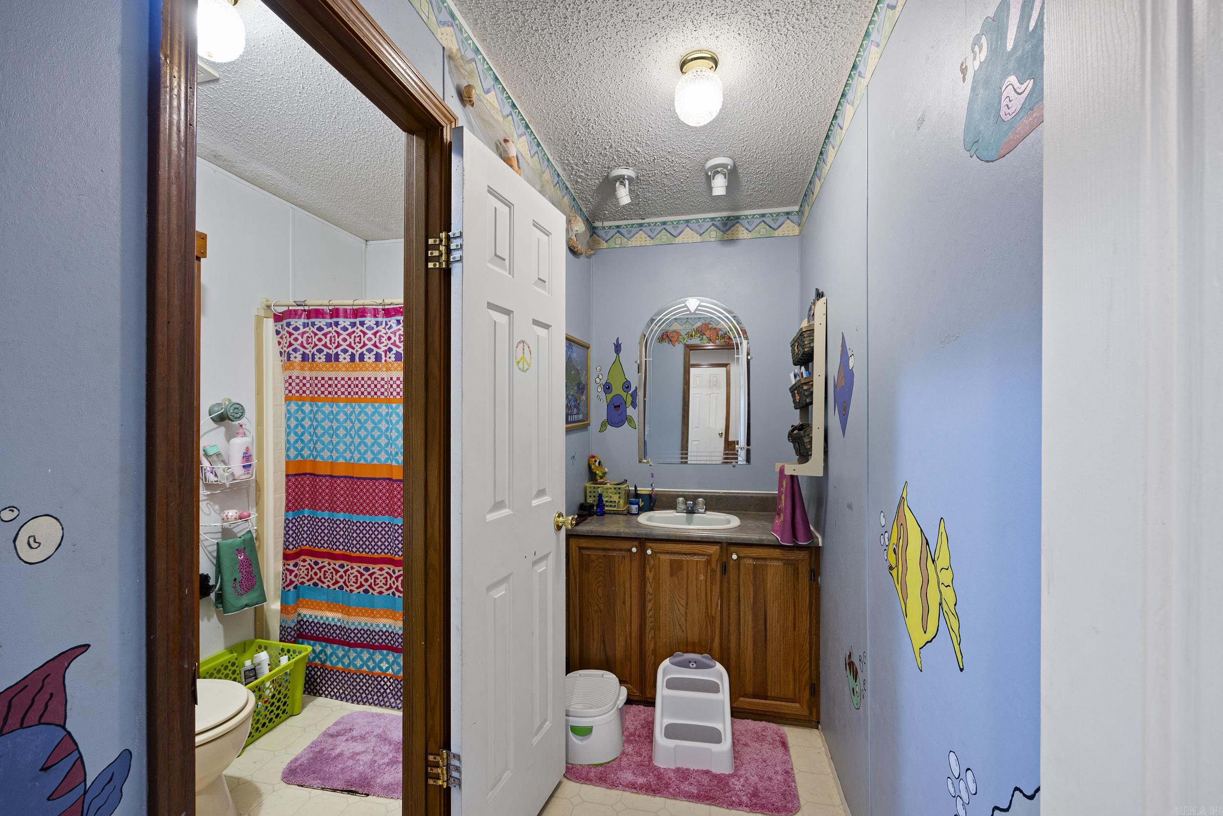 8 Givens Lane Property Photo 40