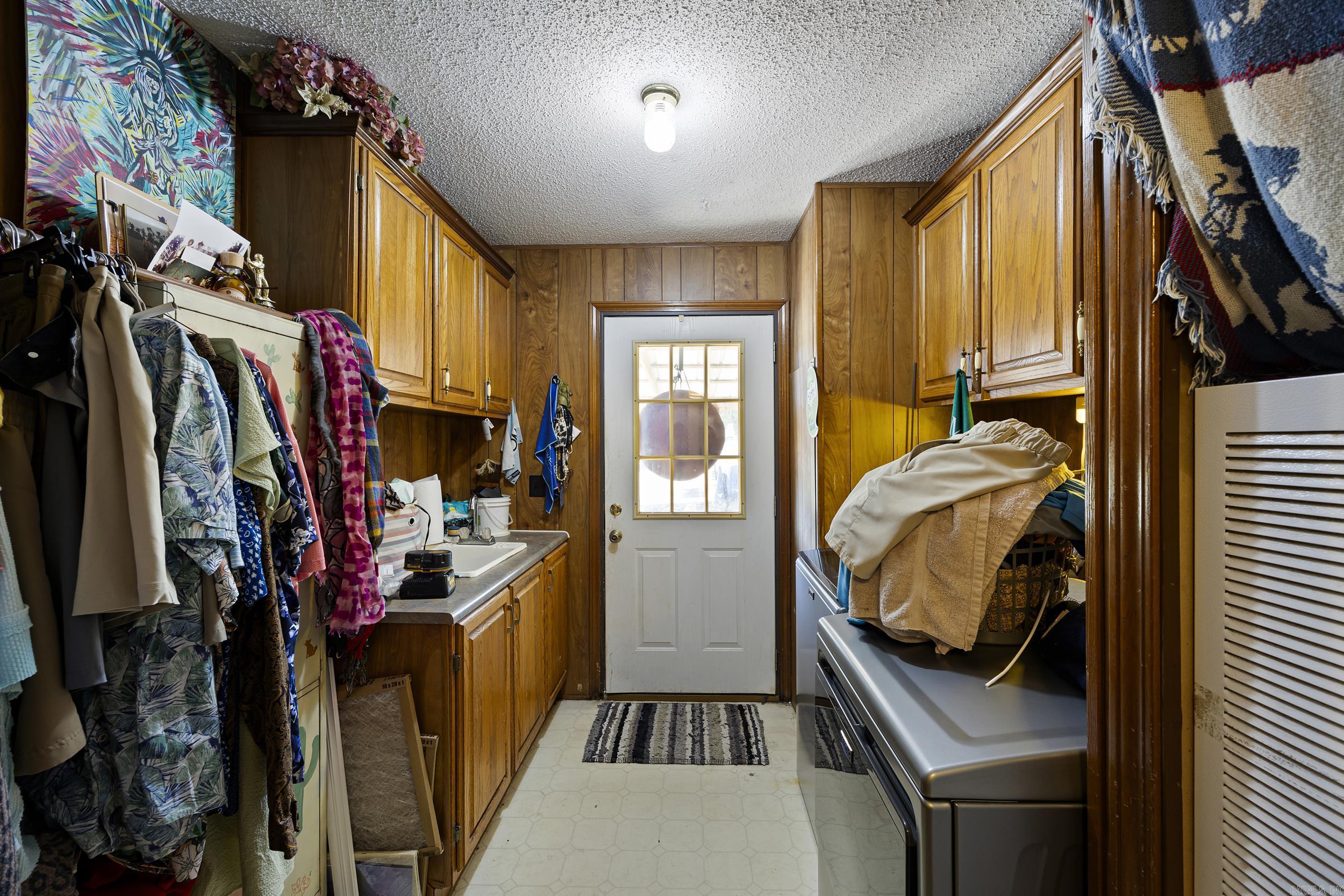 8 Givens Lane Property Photo 45