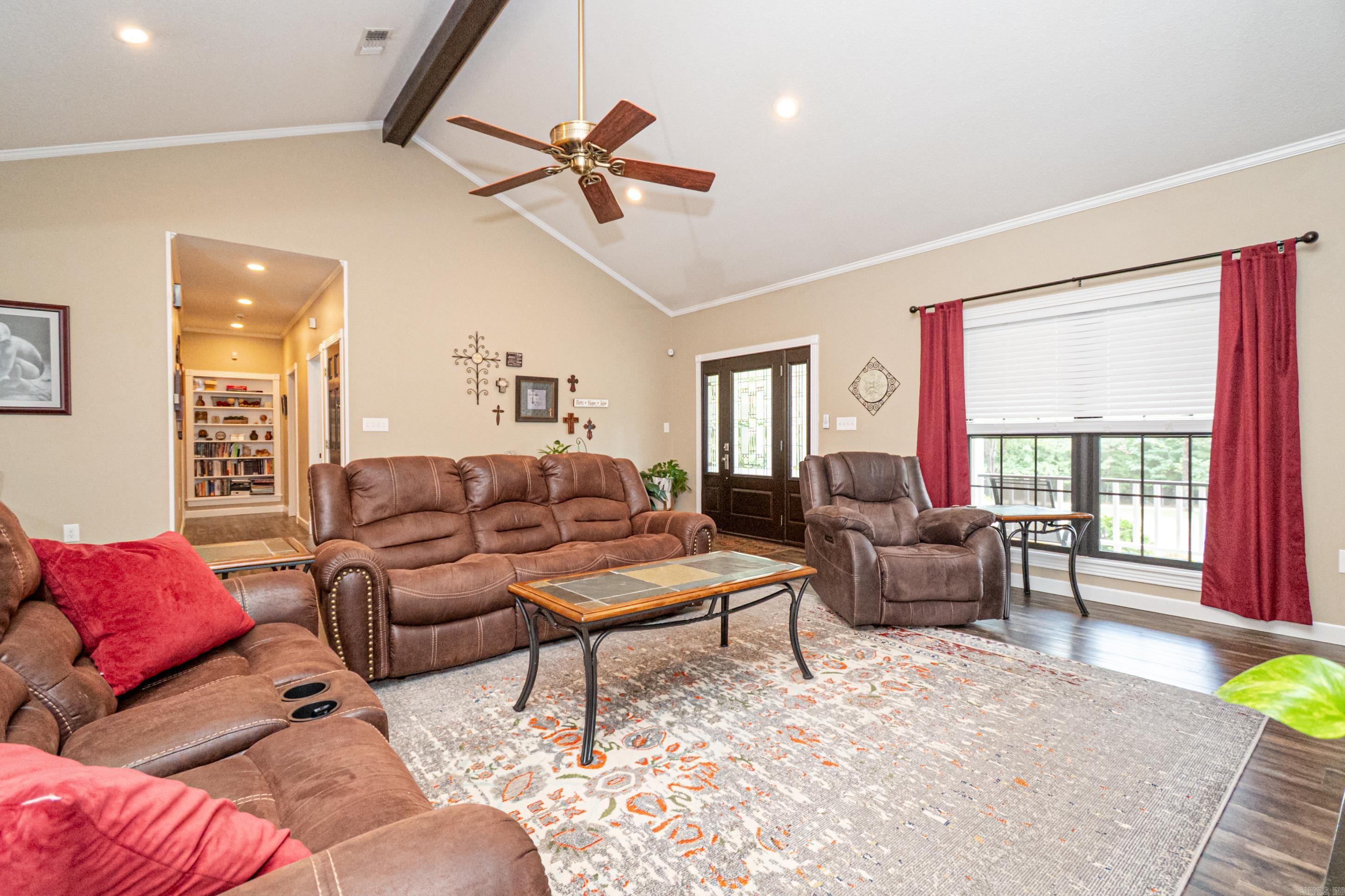 128 Christy Ln Property Photo 12